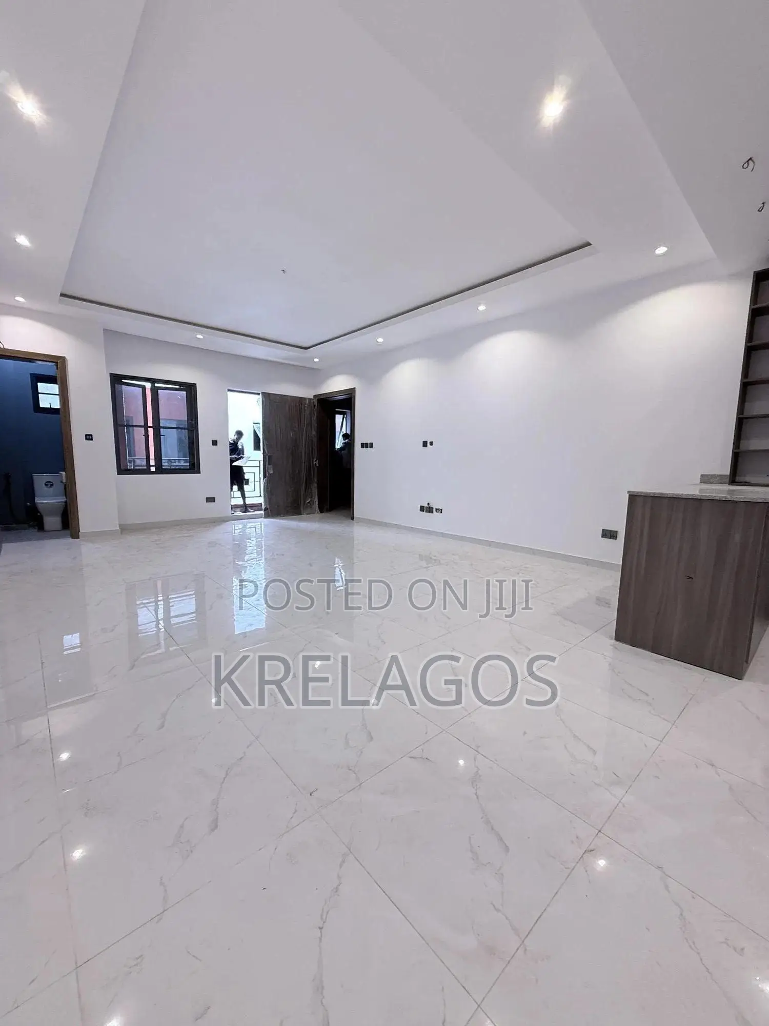 2bdrm Apartment in Ikate, Lekki for sale