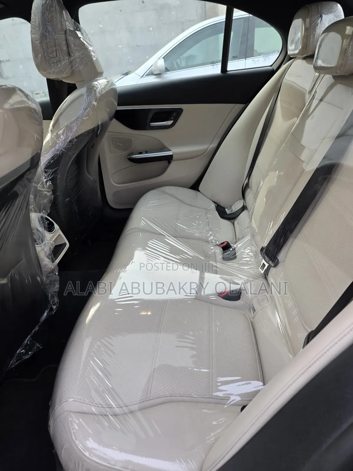 Mercedes-Benz C300 2023 Black