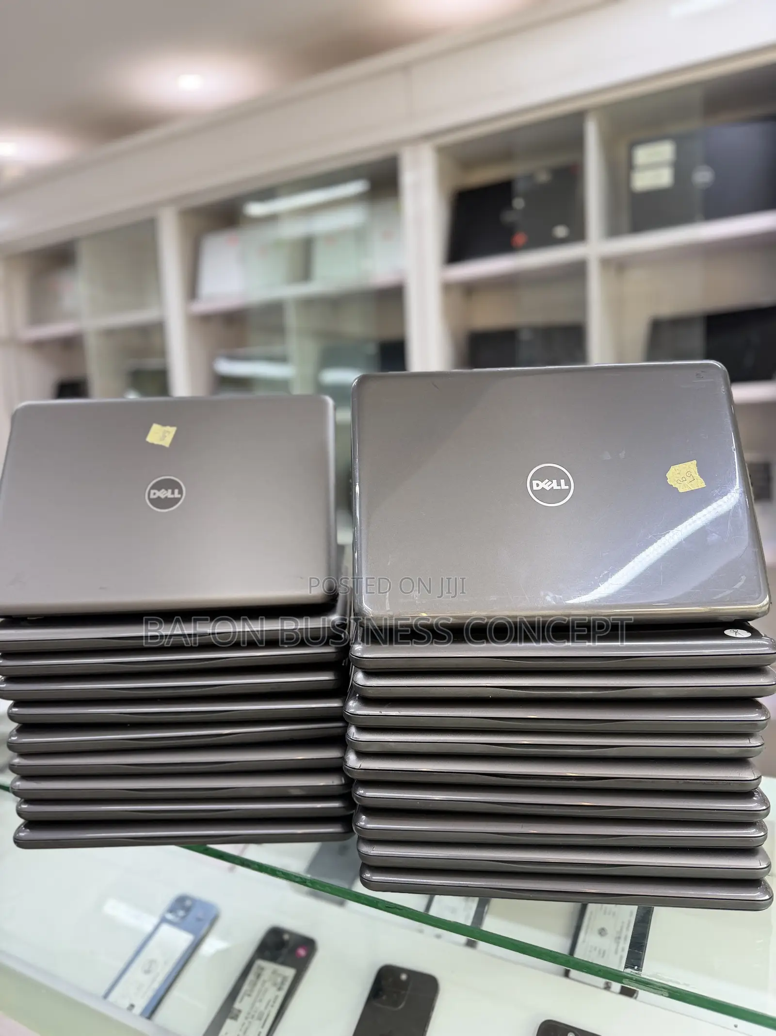 Laptop Dell Latitude 3380 4GB Intel Core I3 HDD+SSD 500GB