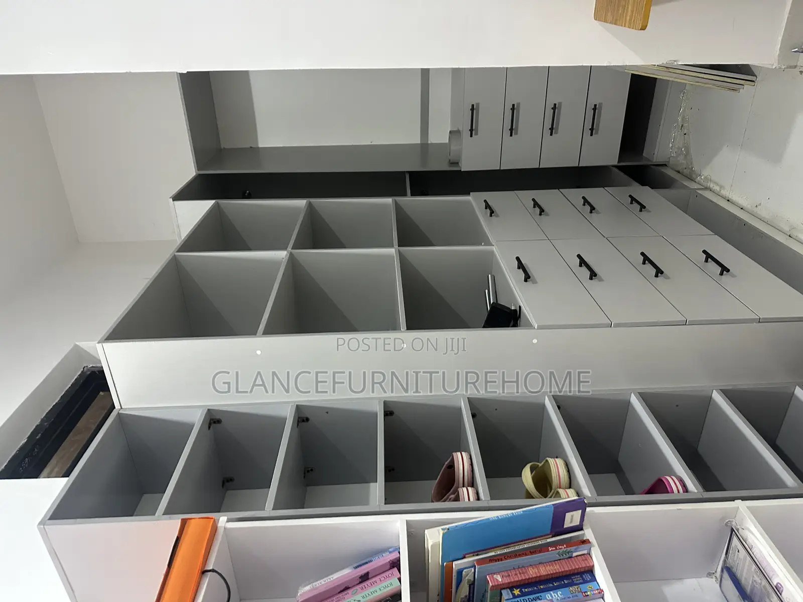 L Shape Closet