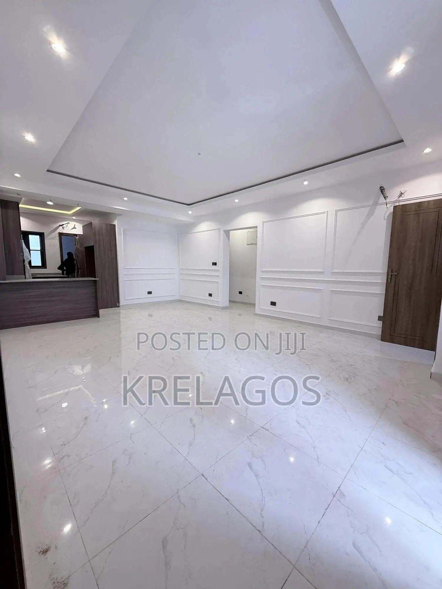 2bdrm Apartment in Ikate, Lekki for sale