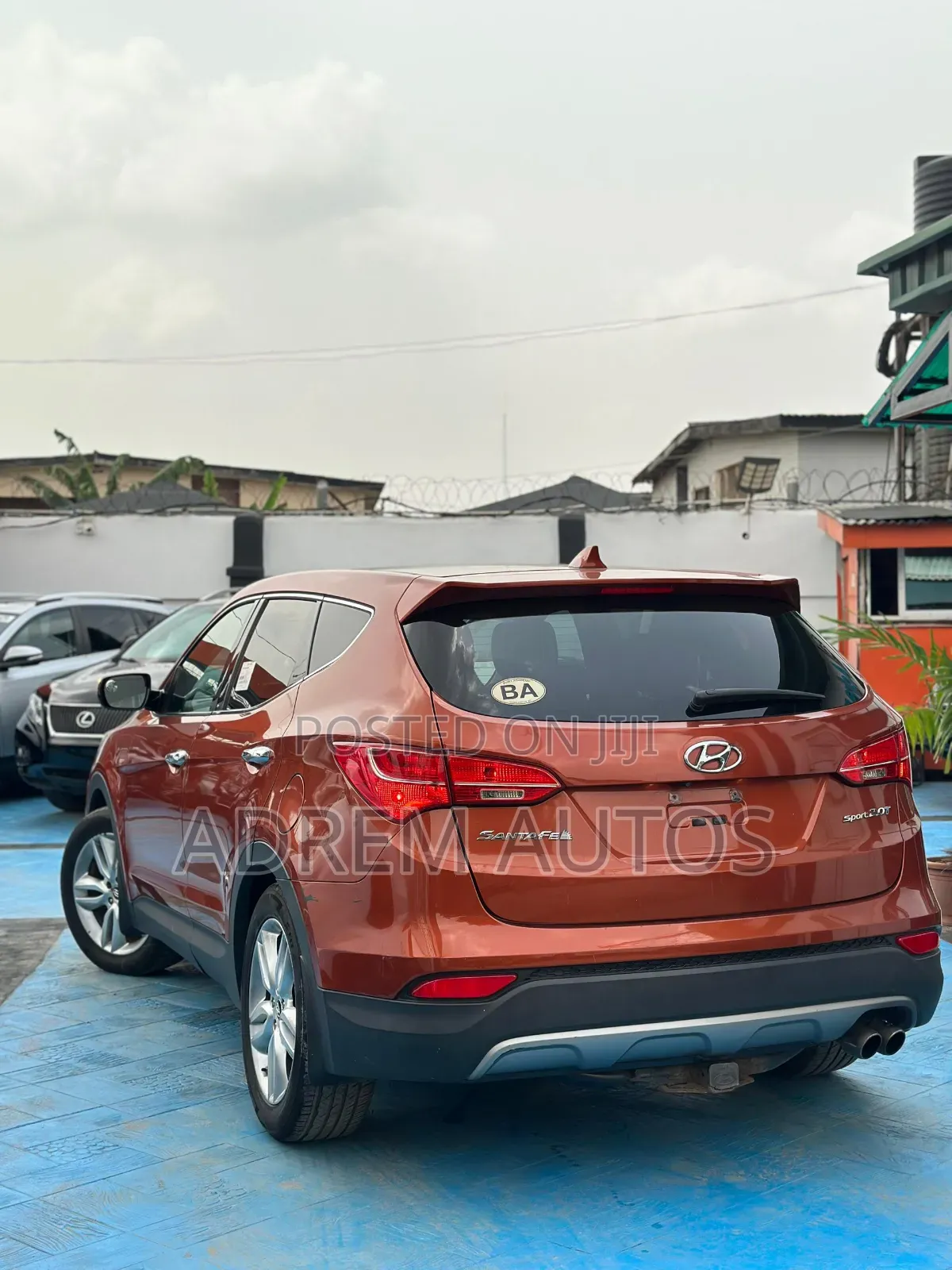 Hyundai Santa Fe Limited 4dr SUV AWD (3.3L 6cyl 6A) 2014 Orange