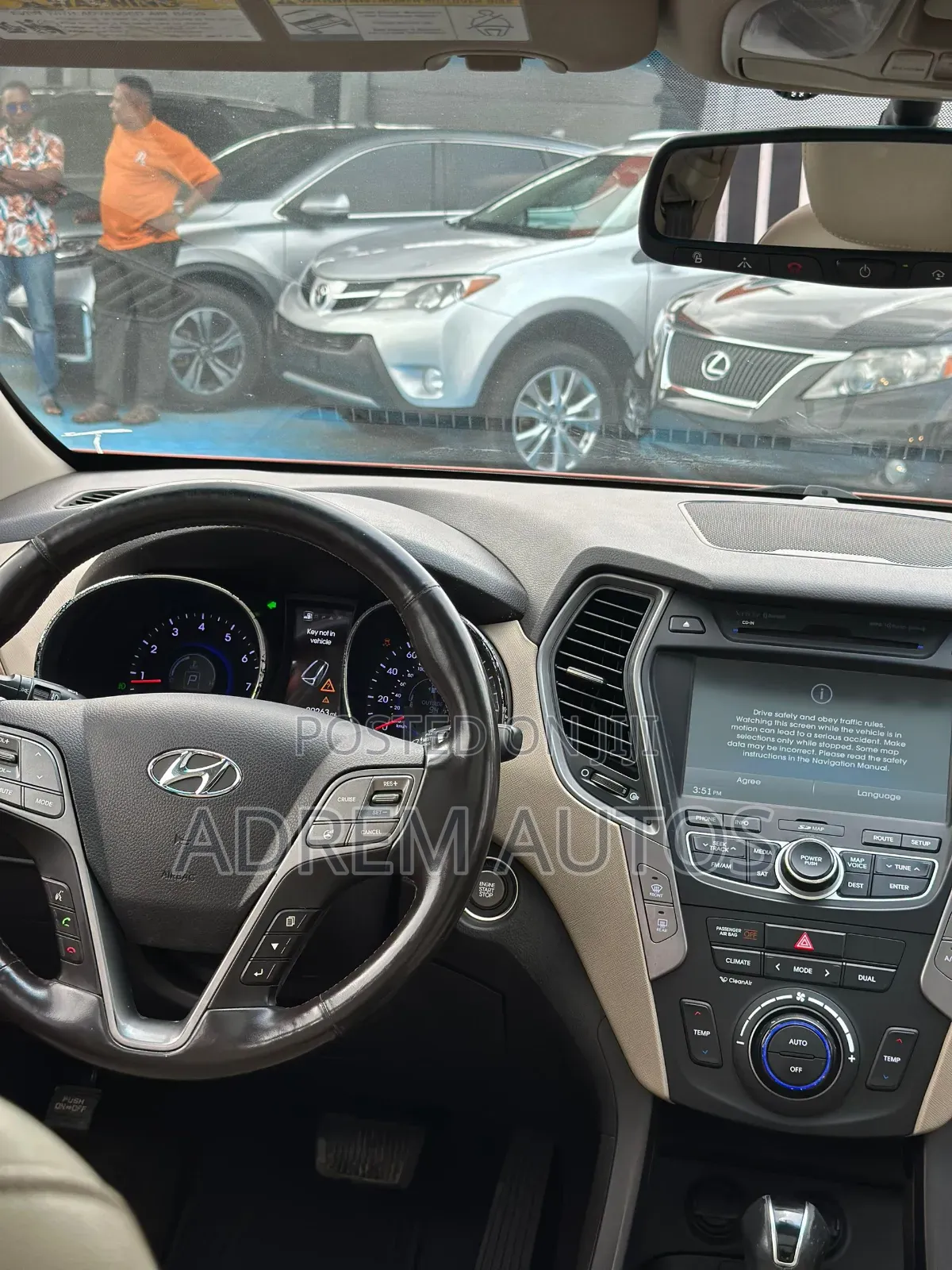 Hyundai Santa Fe Limited 4dr SUV AWD (3.3L 6cyl 6A) 2014 Orange