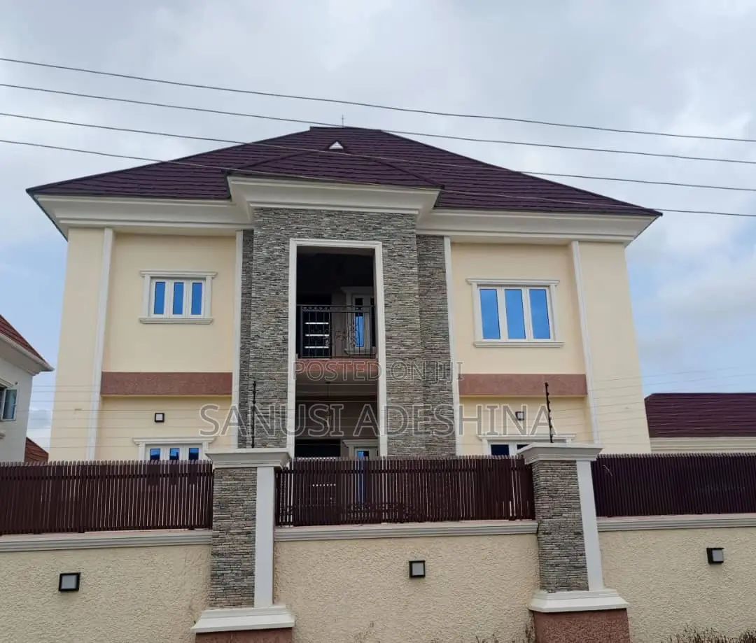6bdrm Duplex in Gwarimpa Estate,Fct, Gwarinpa for sale