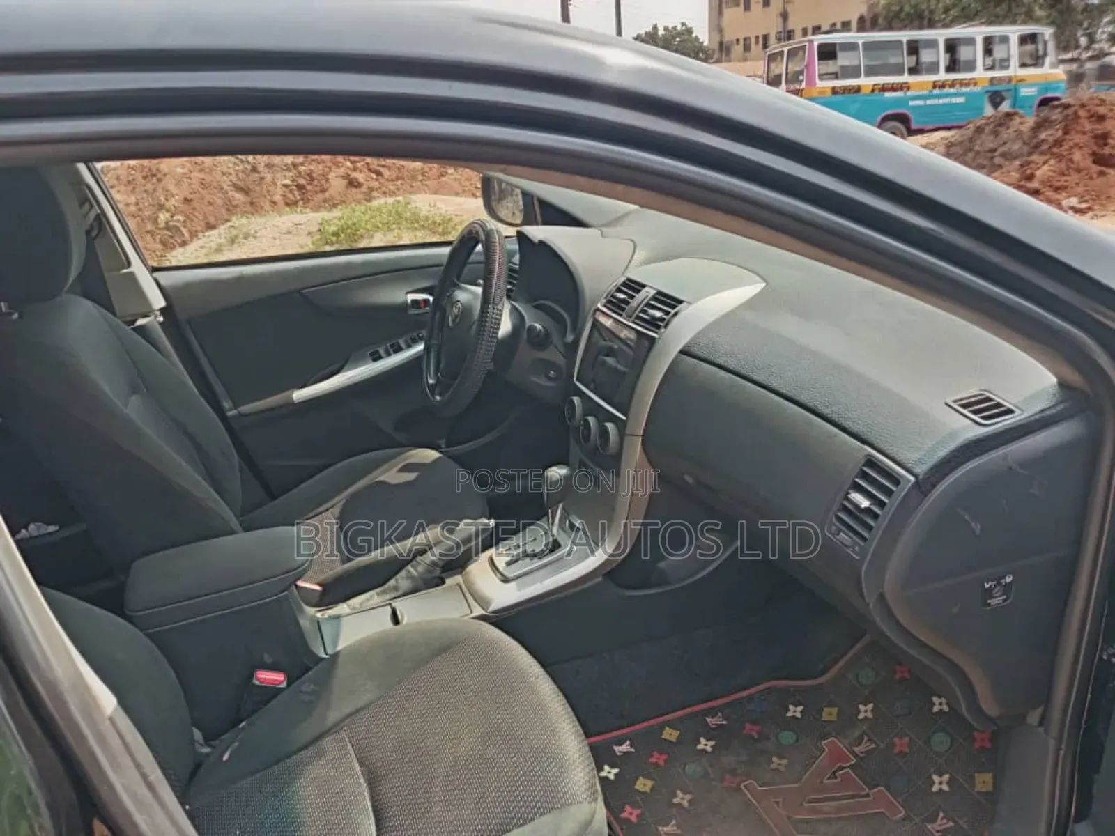 Toyota Corolla L 4dr Sedan (1.8L 4cyl 4A) 2014 Black