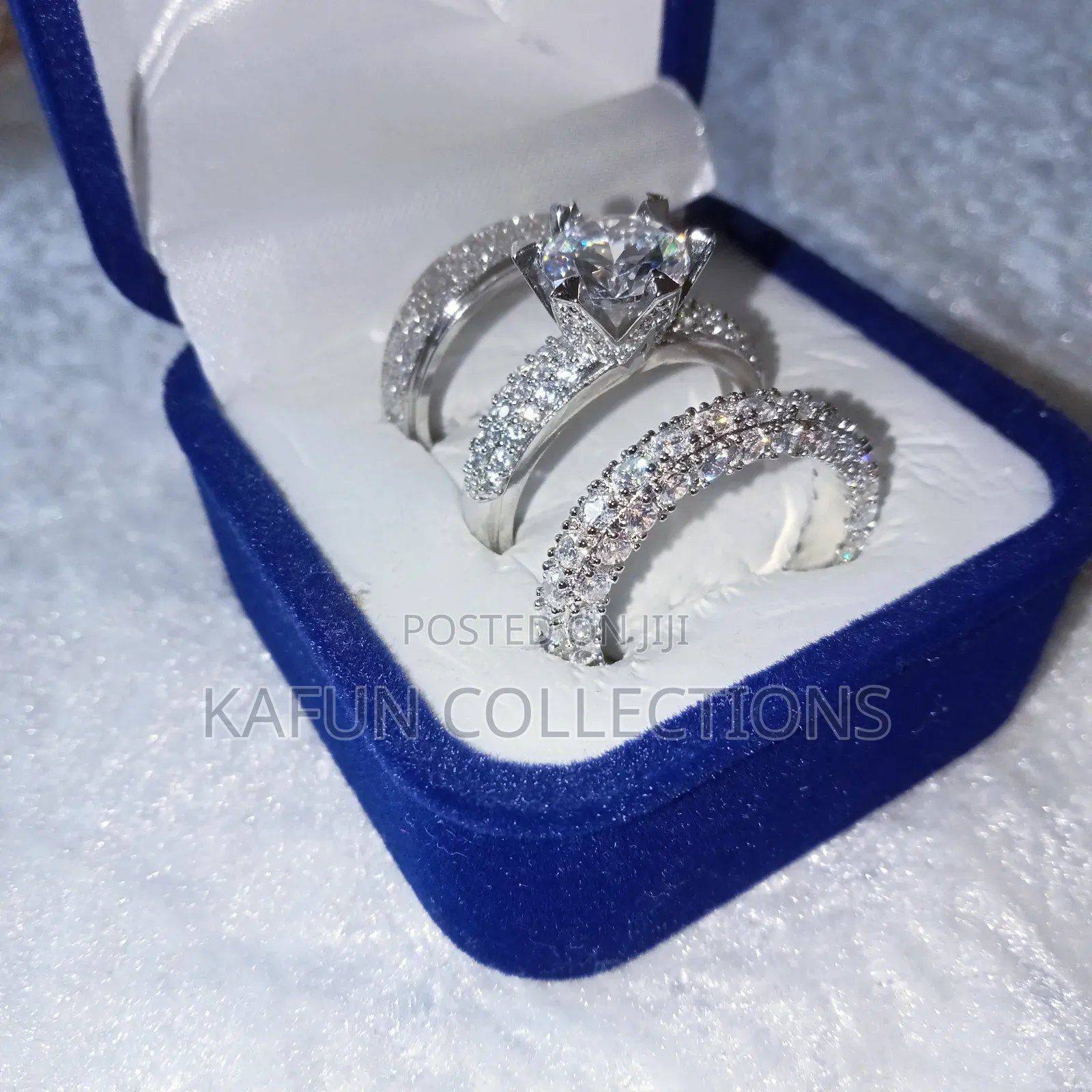 Chic, Beautiful, Non-Fading Couples Ring Set