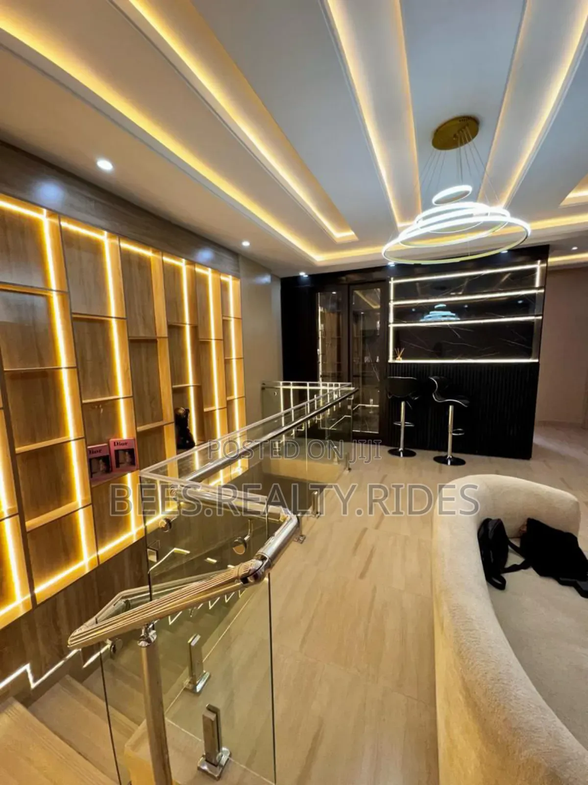 Waterfront 4 Bedroom Duplex With a Ps5, Snooker a Bathtub