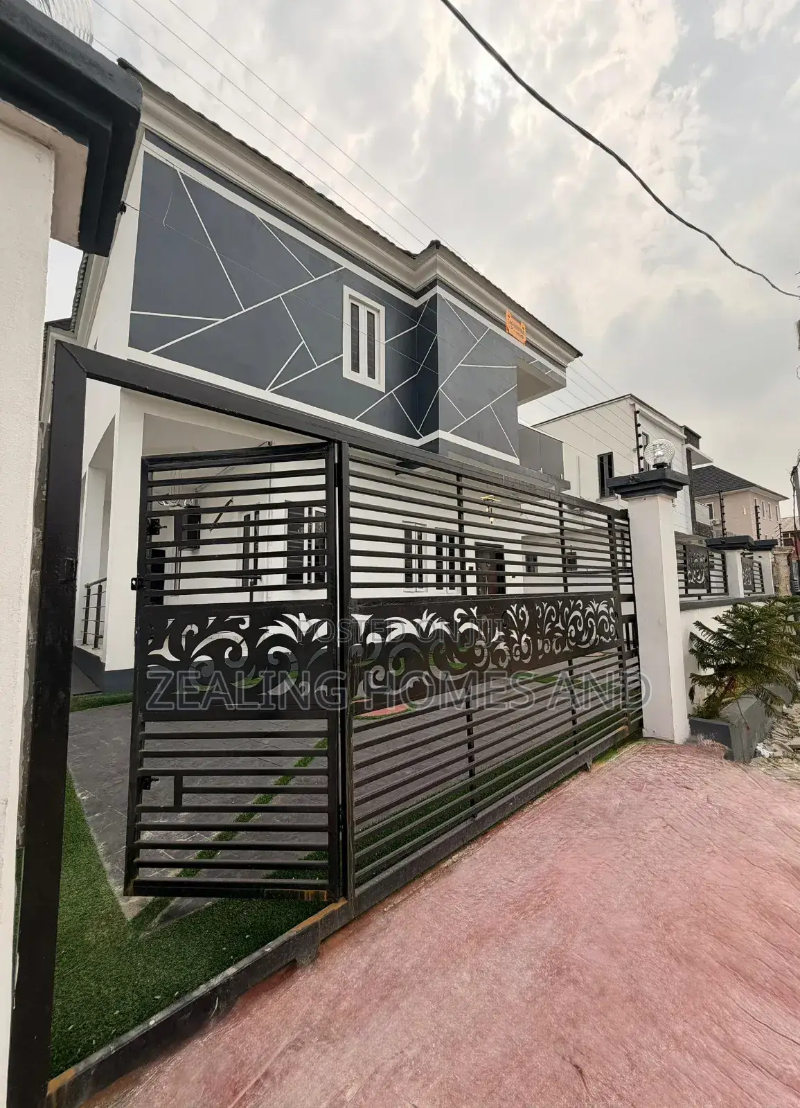 Furnished 4bdrm Duplex in Thomas Estate Ajah for sale