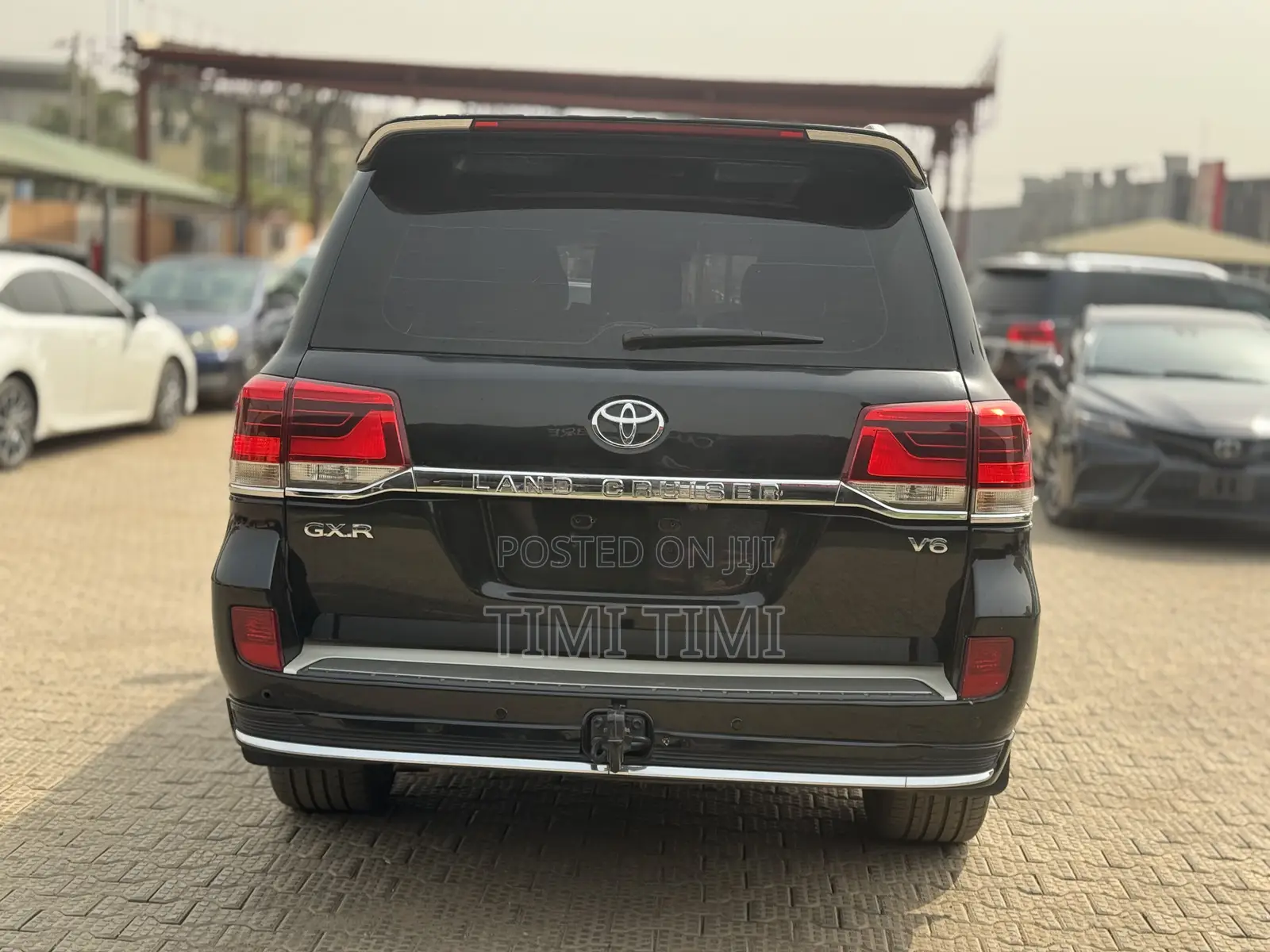 Toyota Land Cruiser 5.7 V8 VXR 2016 Black