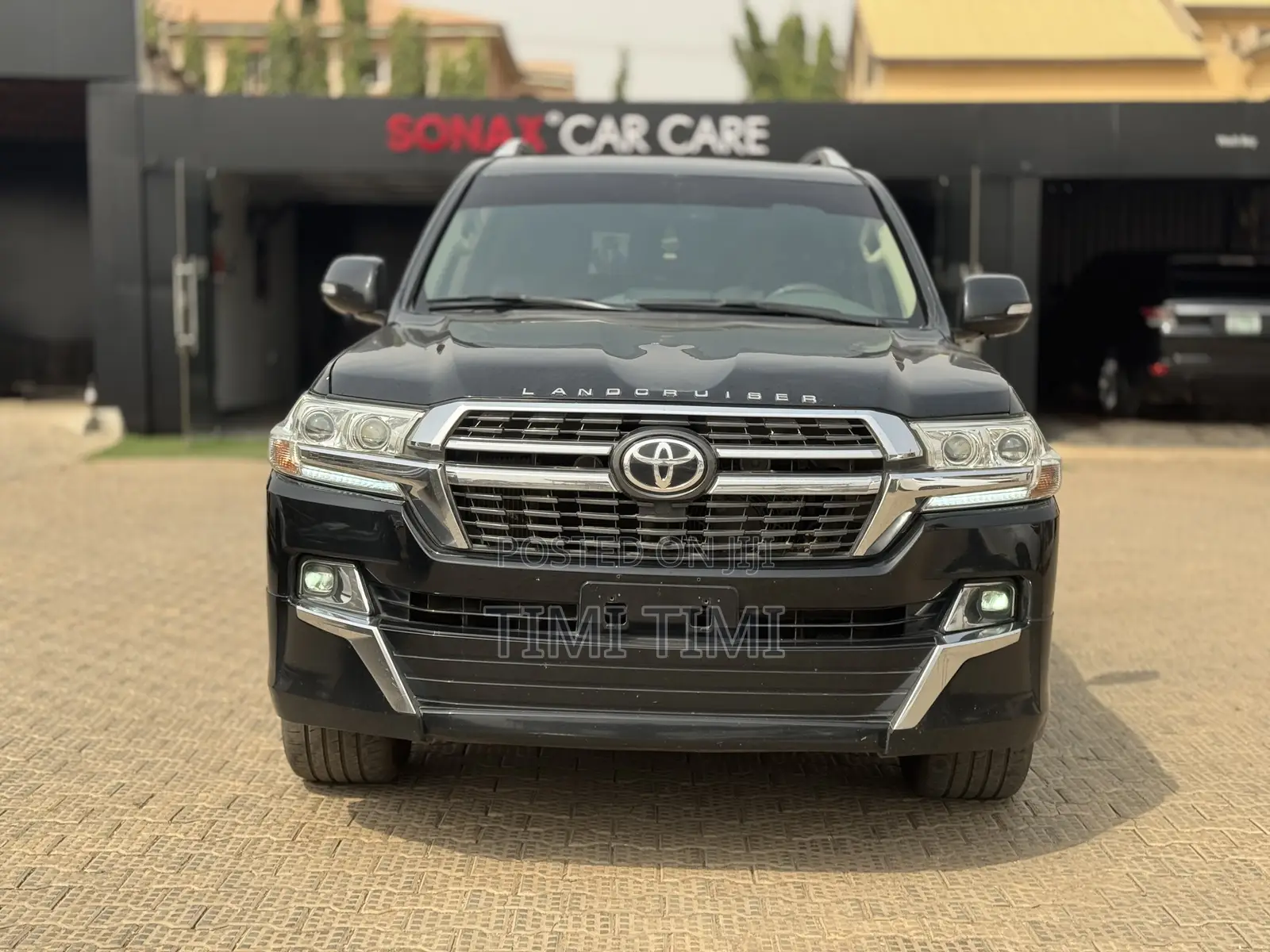 Toyota Land Cruiser 5.7 V8 VXR 2016 Black