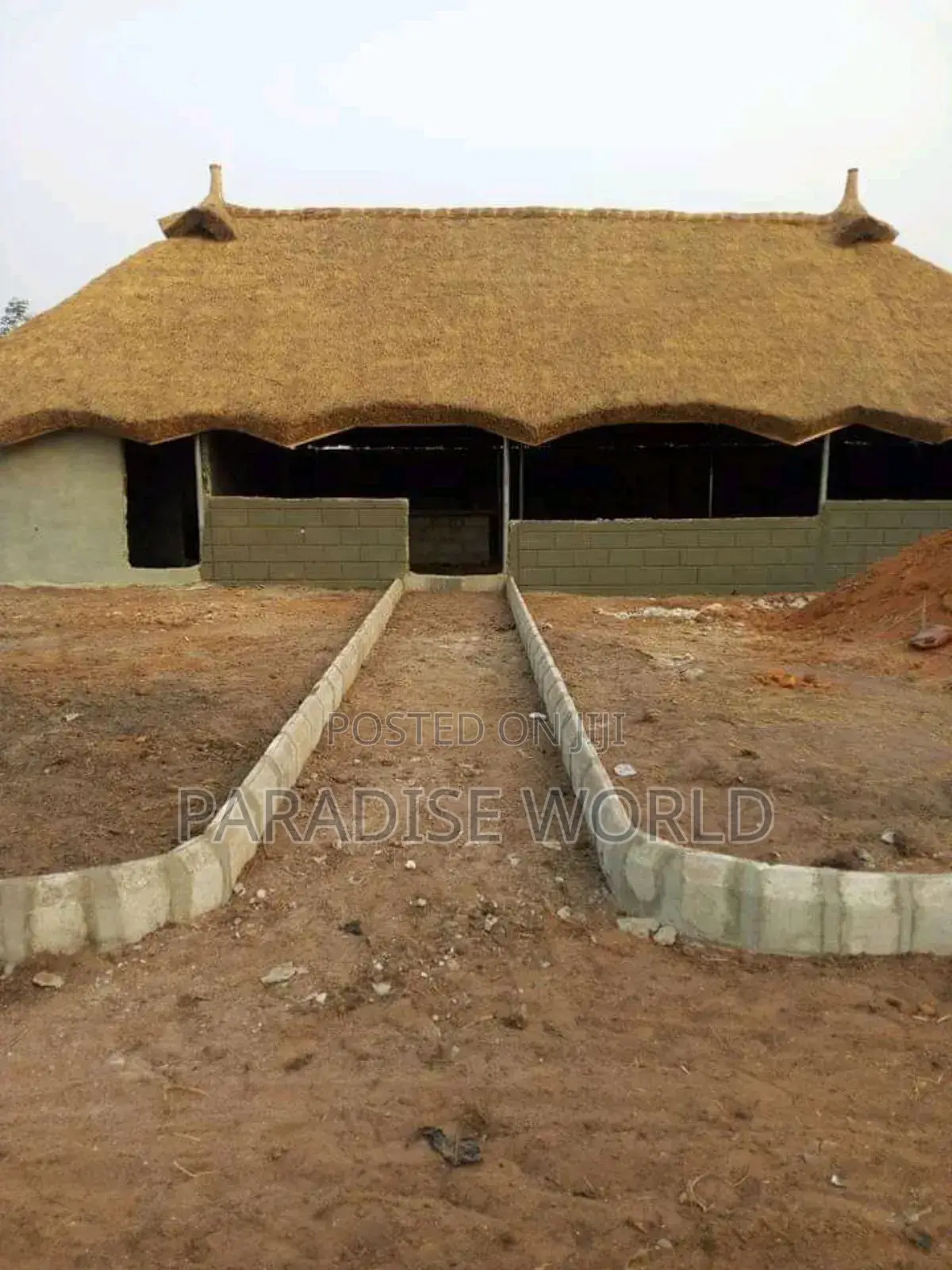 Thatch House, Summer Hut and Bush Bar