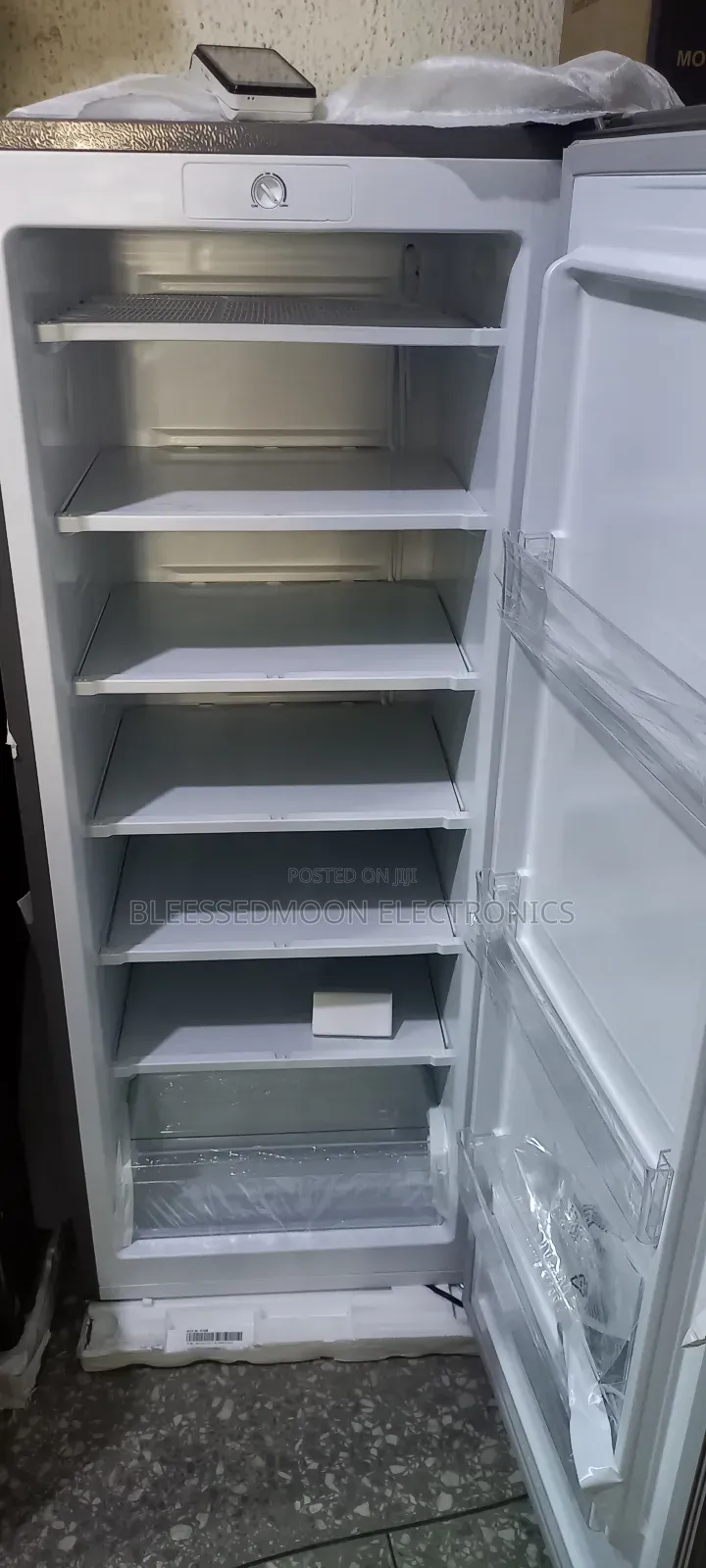 Hisense Expert Inverter Upright Freezer With Authomatic Surge Protecto