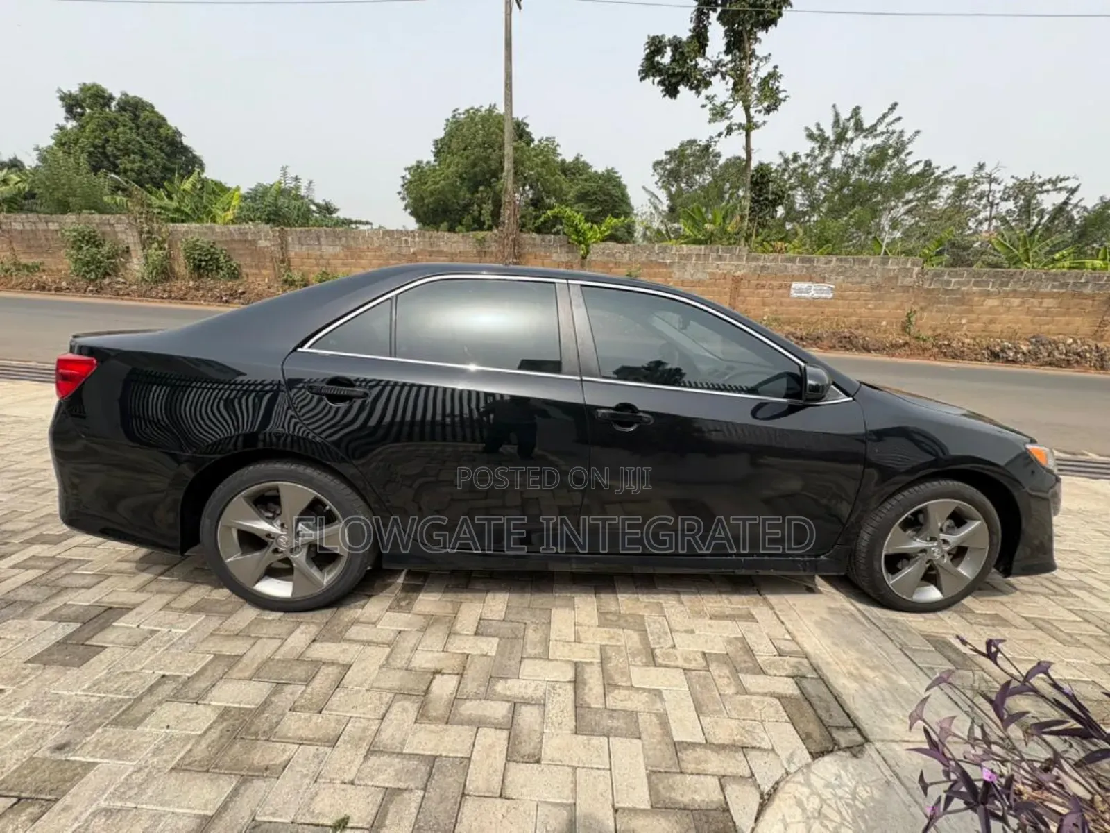 Toyota Camry SE V6 4dr Sedan (3.5L 6cyl 6A) 2013 Black