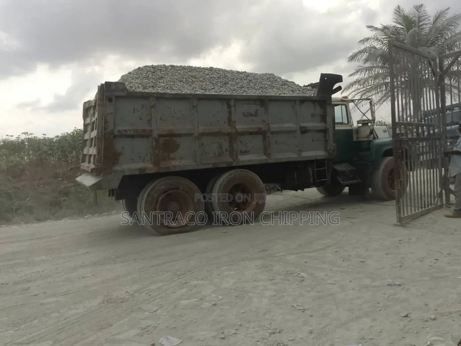 Chippings and Granite From Sentraco Mining Company