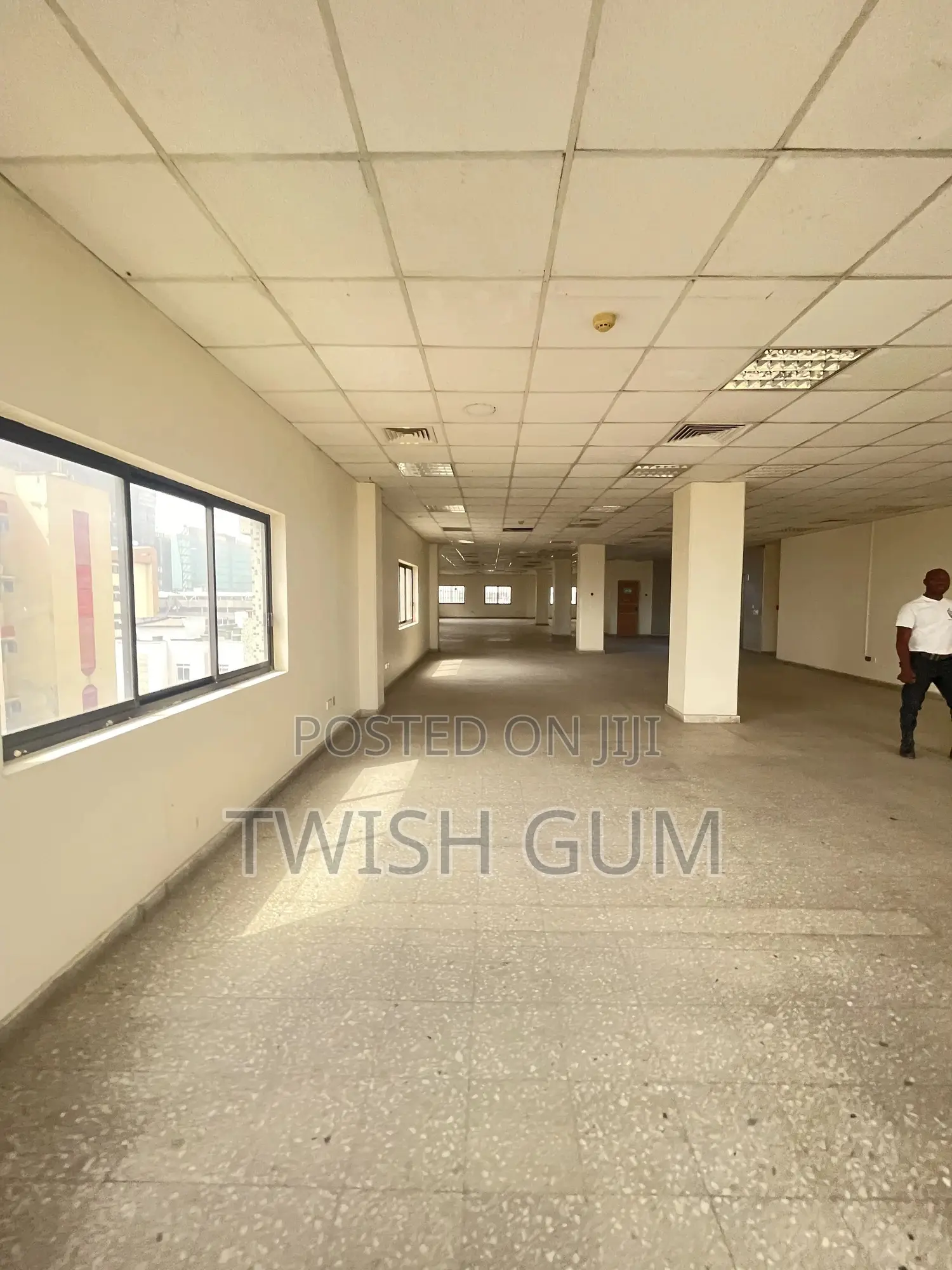 Office Soace to Let-596sqm(Whope Floor-CBD Abuja.)