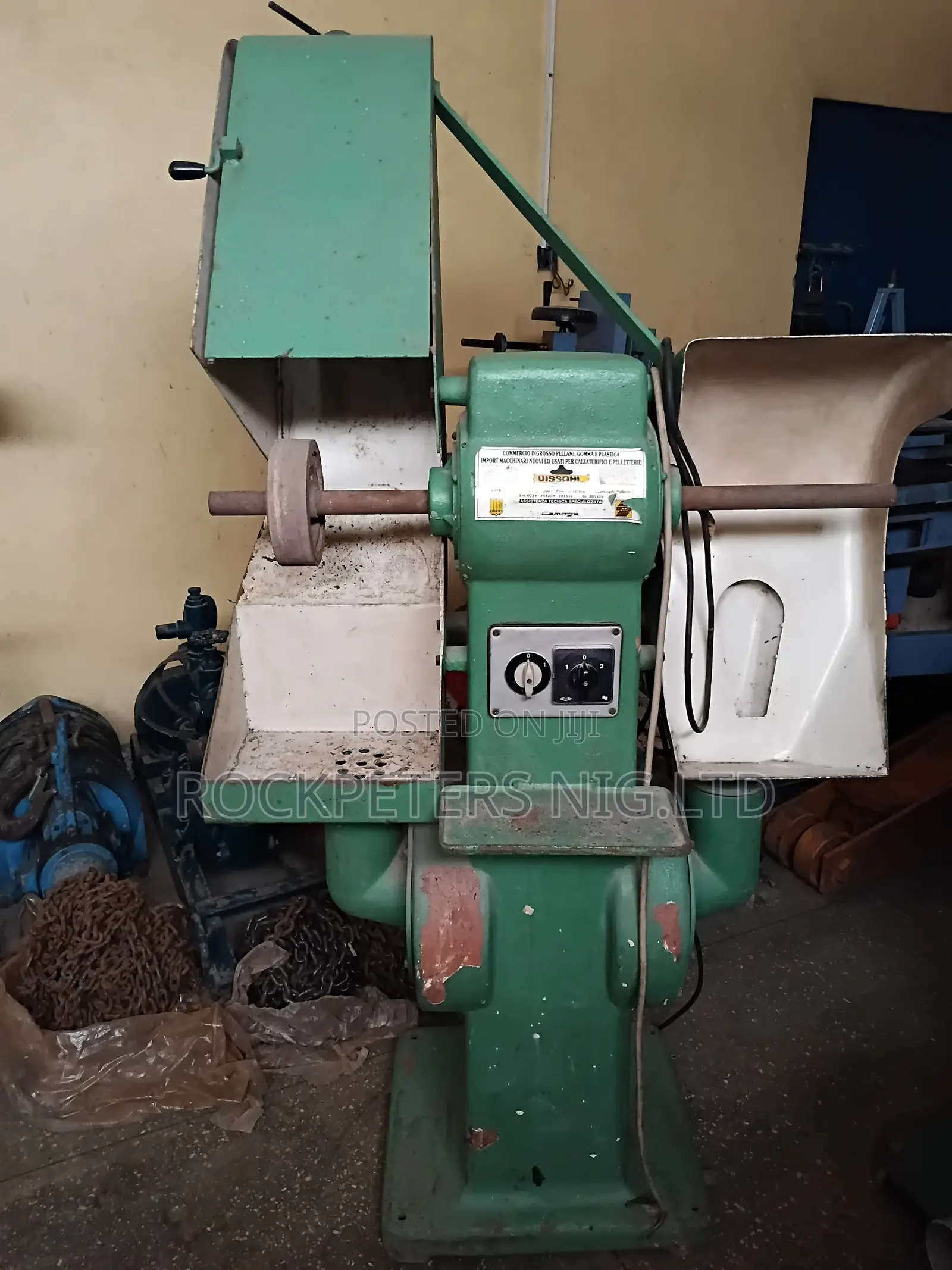 Heavy Duty Double Headed Pedestal Polisher/Grinder