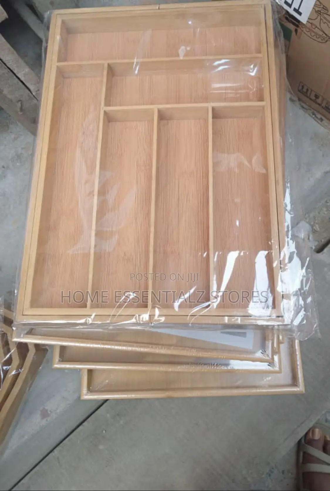 Expandable Cutlery Bamboo Rack Organizer - Cutlery Rack