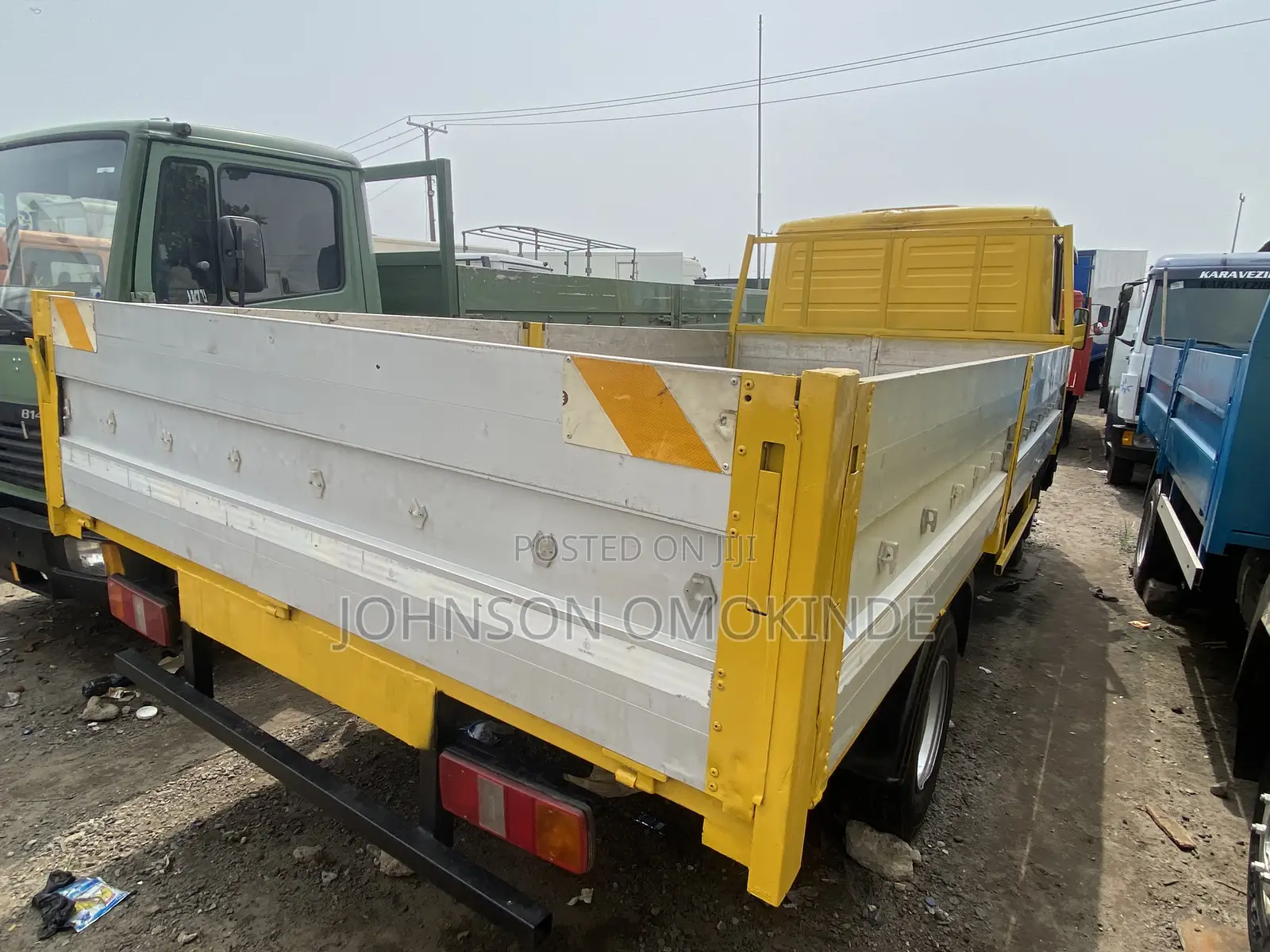 Mercedes Benz 814 Bucket