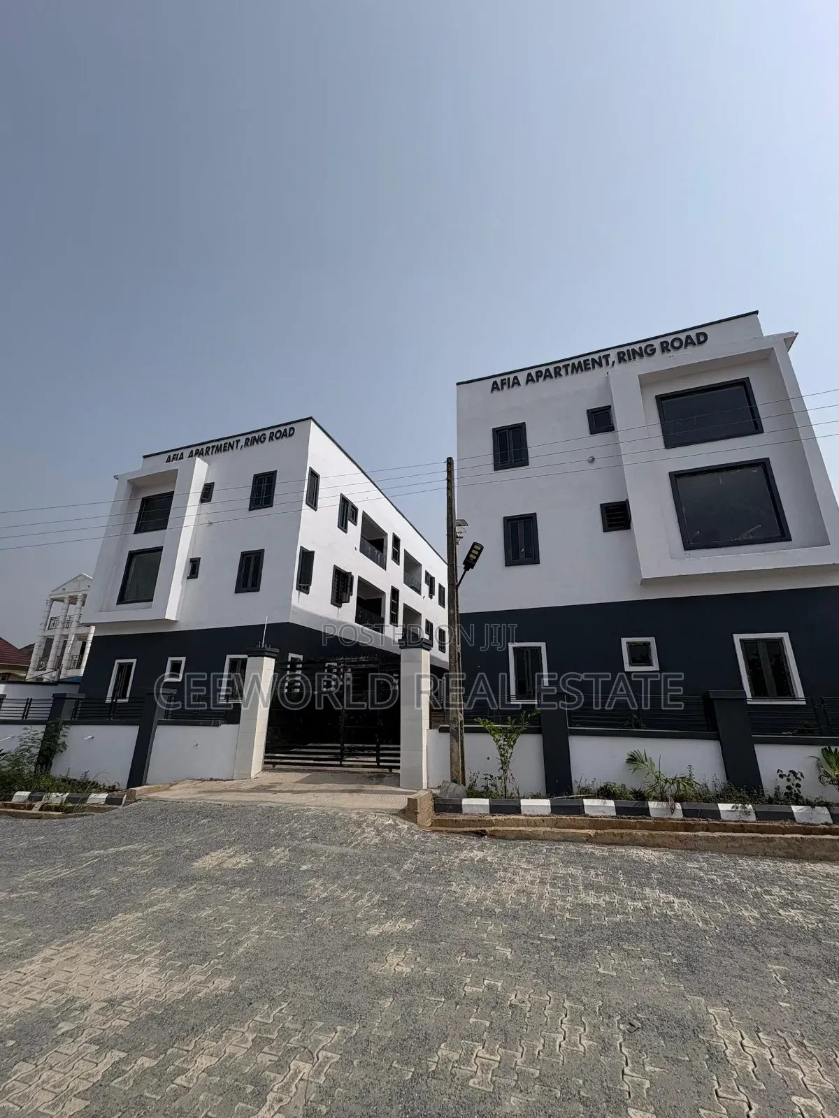 2bdrm Block of Flats in Chief Lateef for sale