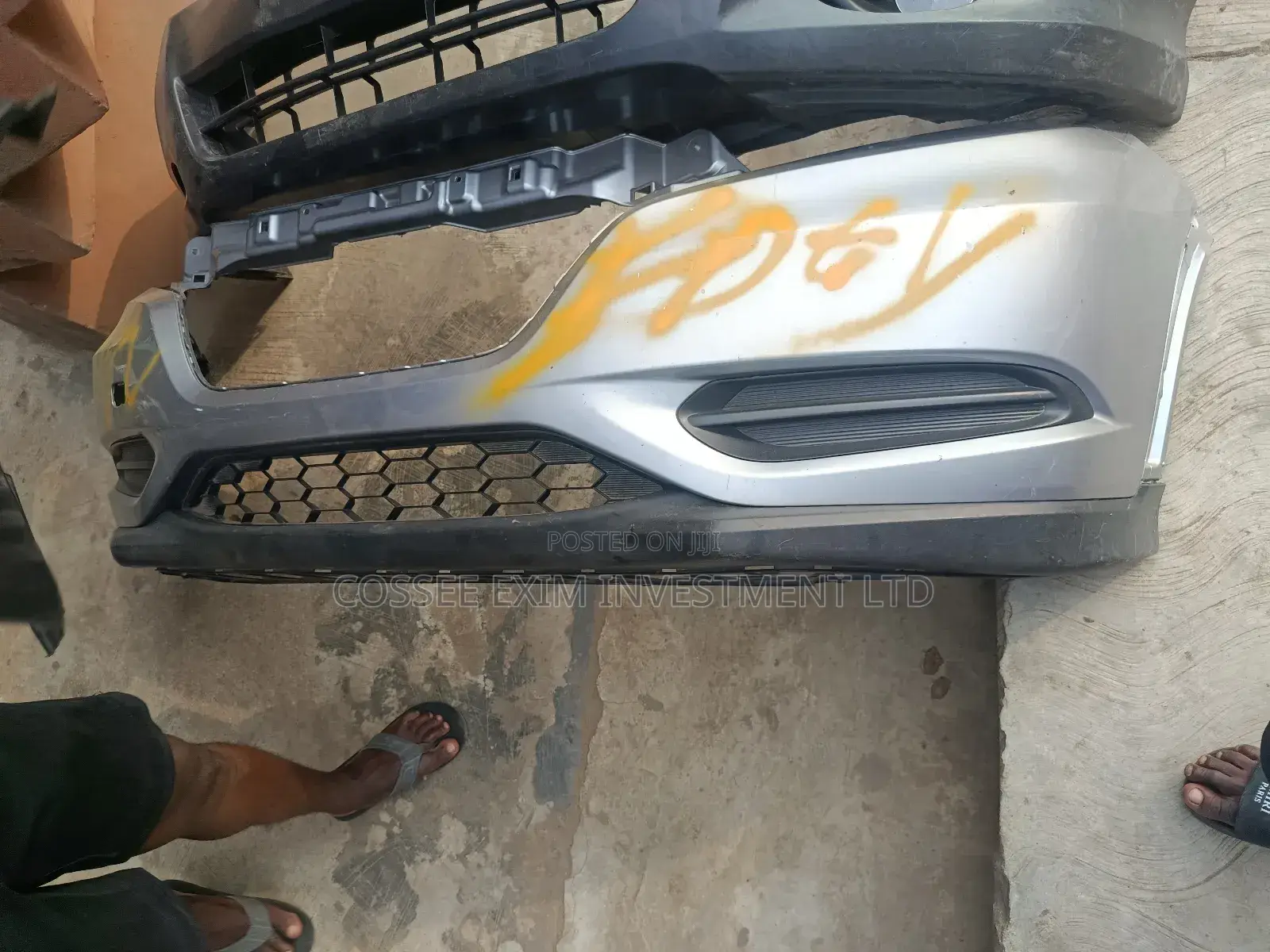 Complete Front Bumper Honda Hr-v 2016 Without Front Grille