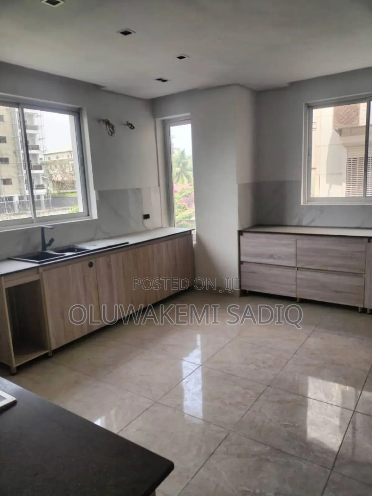 4bdrm Duplex in Ikoyi, Banana Island for sale