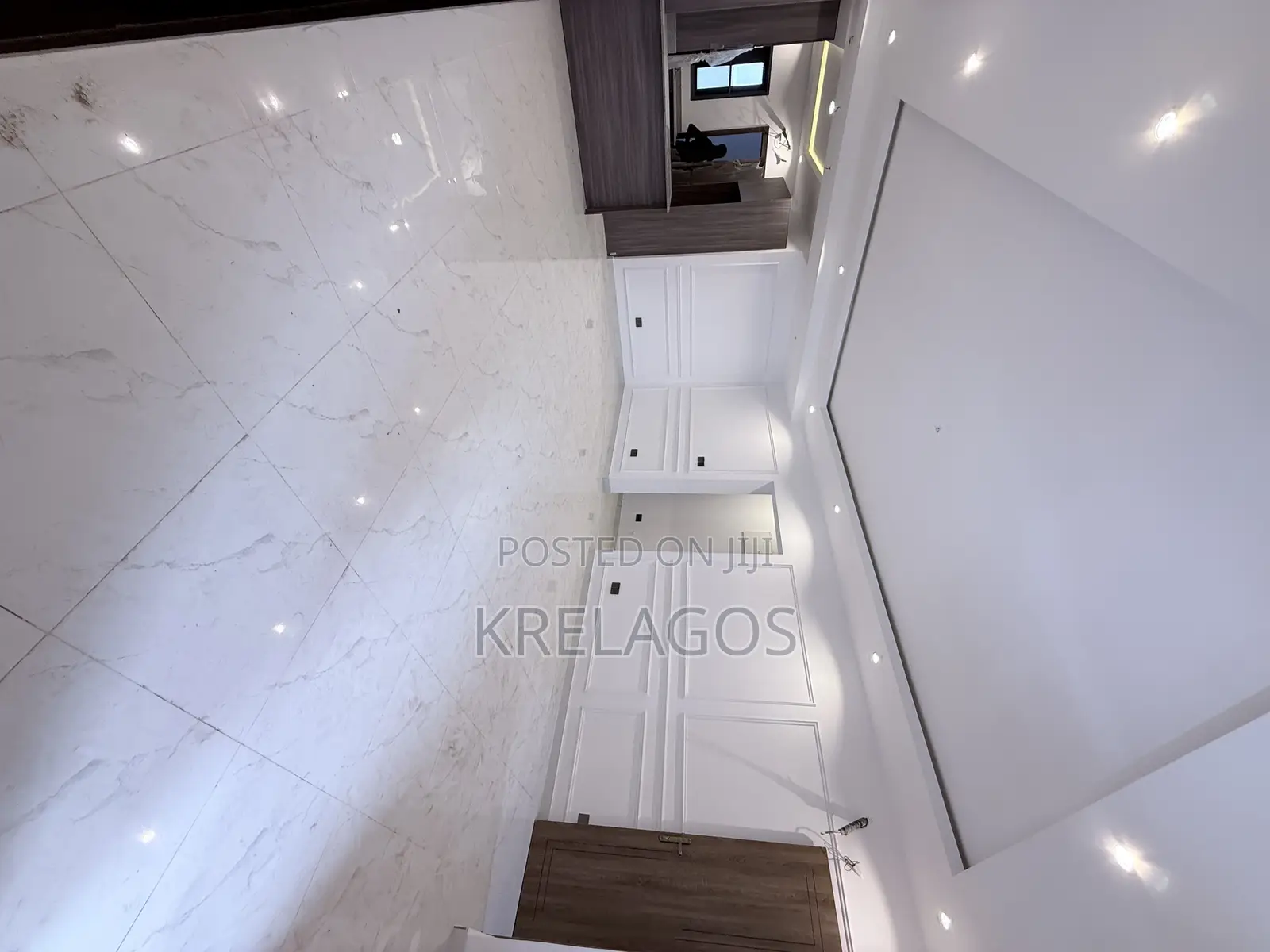 2bdrm Apartment in Ikate, Lekki for sale
