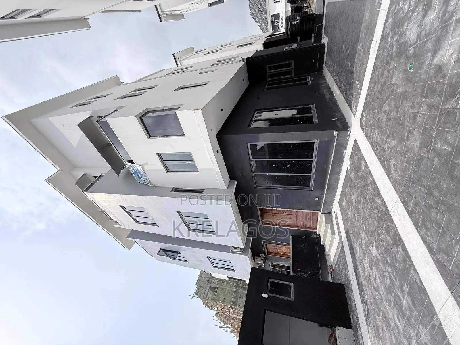 4bdrm Duplex in Ikate, Lekki for sale