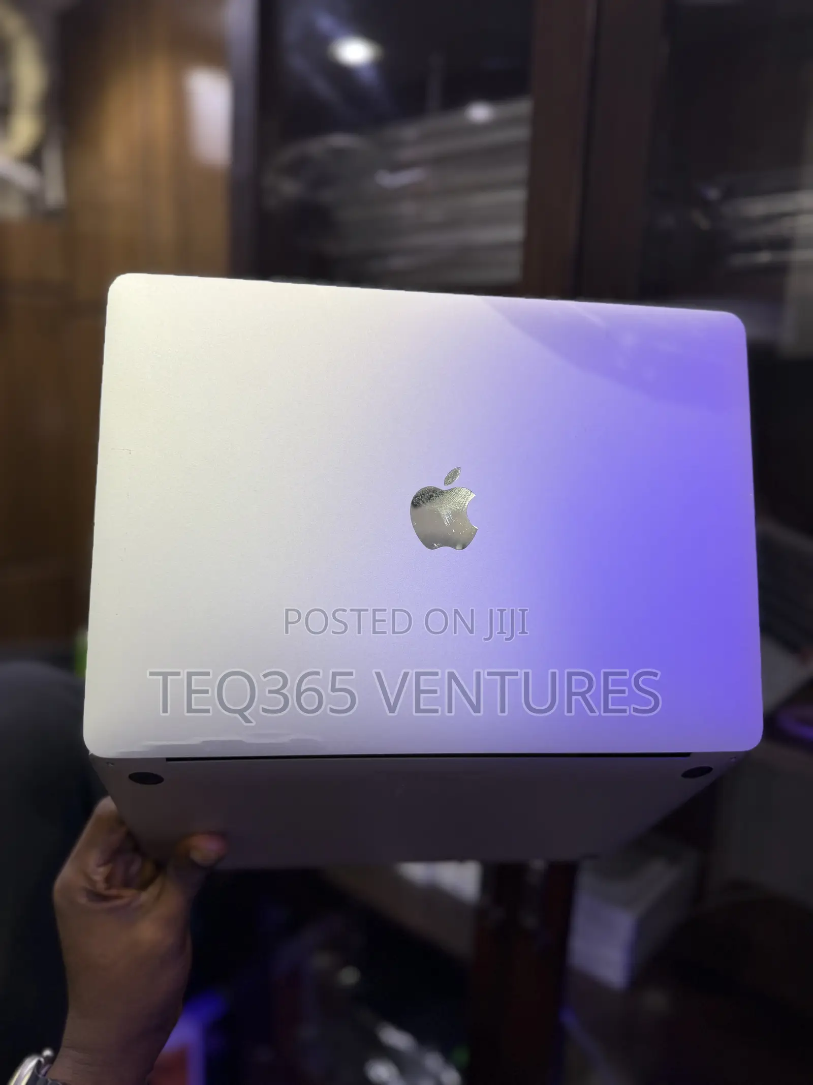 Laptop Apple MacBook Air 2022 M2 16GB Apple M2 SSD 512GB