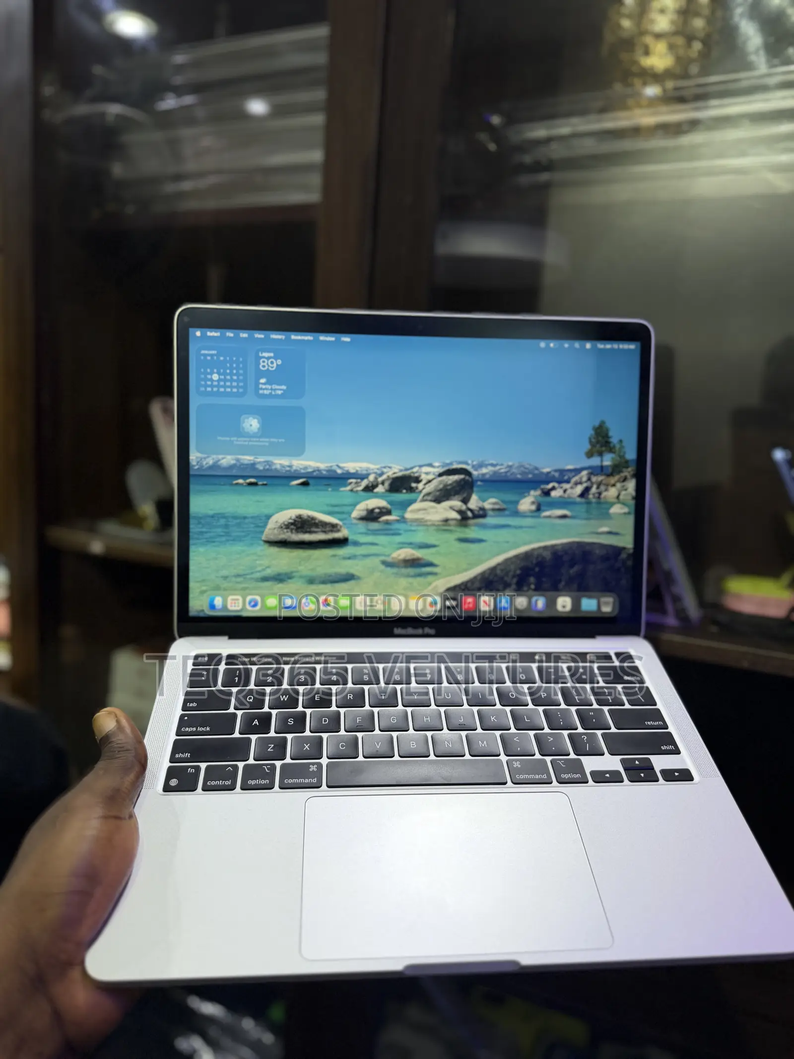 Laptop Apple MacBook Air 2022 M2 16GB Apple M2 SSD 512GB