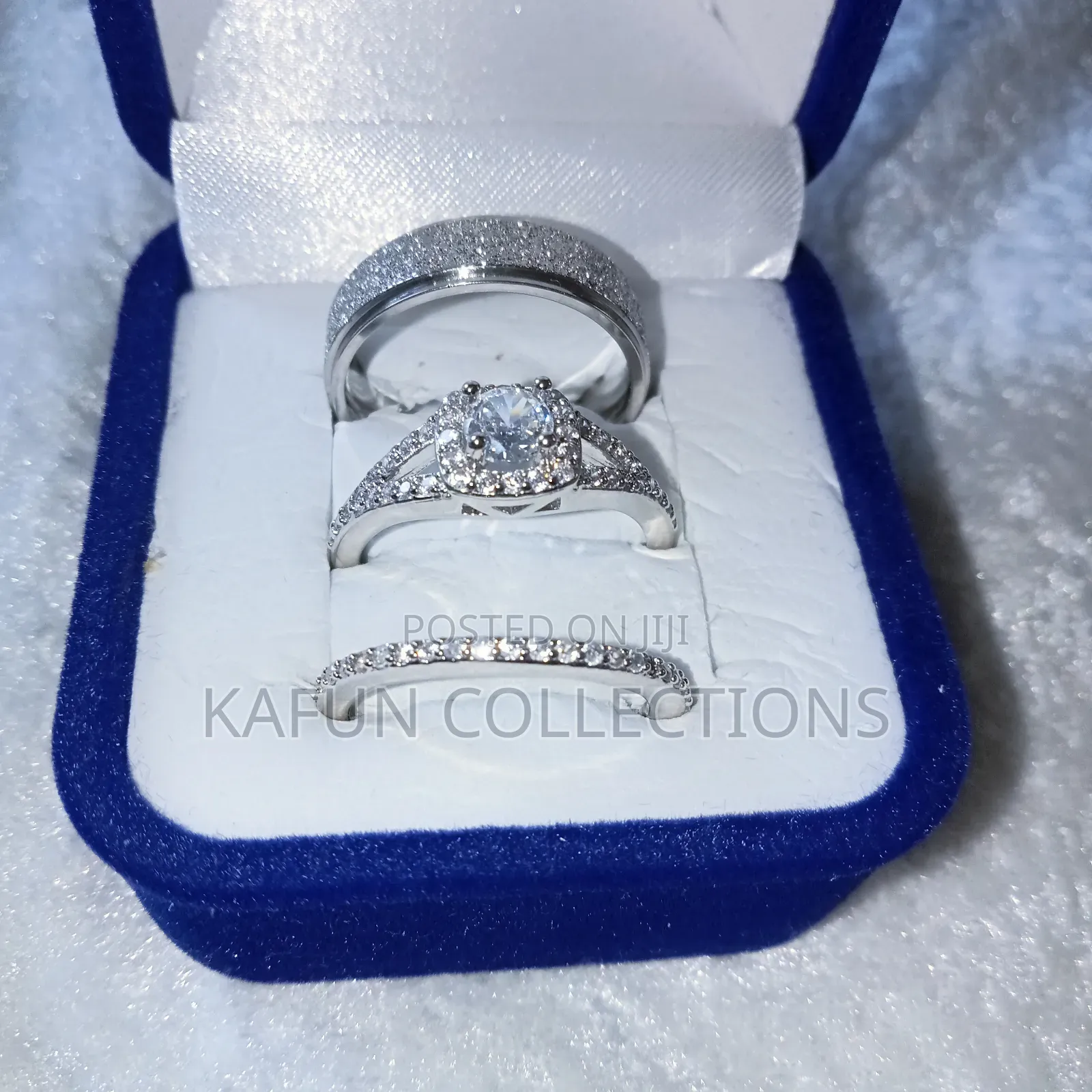 Non-tarnishing Simple Design Zirconia And Steel Wedding Rings Set