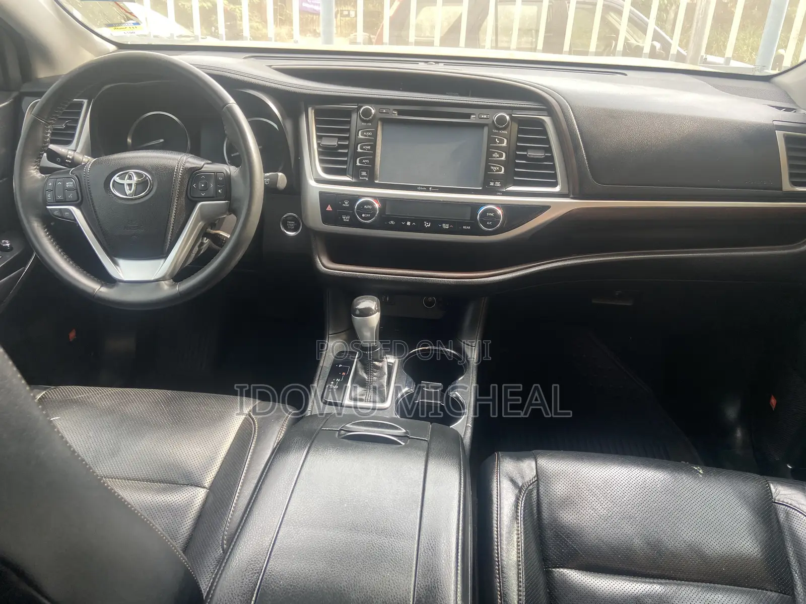 Toyota Highlander Limited 4dr SUV (3.5L 6cyl 6A) 2014