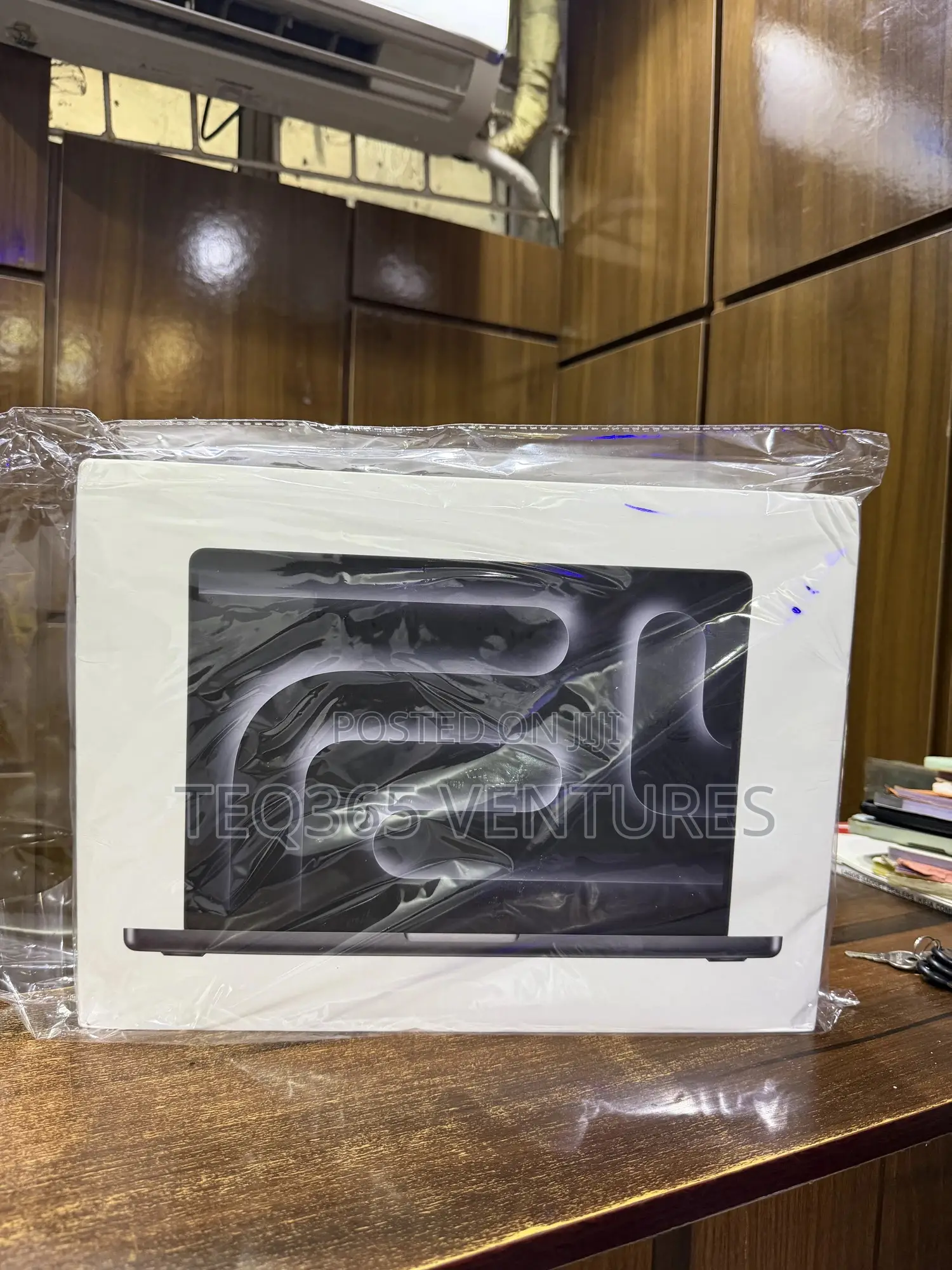 New Laptop Apple MacBook Pro 48GB Apple M4 Pro SSD 1T