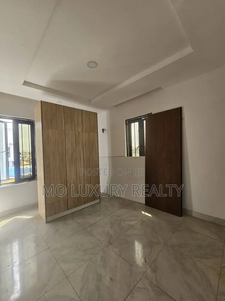 3bdrm Apartment in Ikate for rent