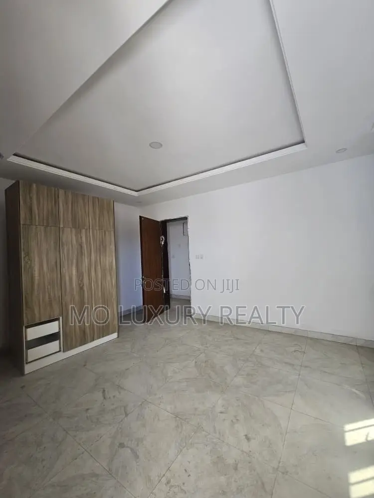 3bdrm Apartment in Ikate for rent