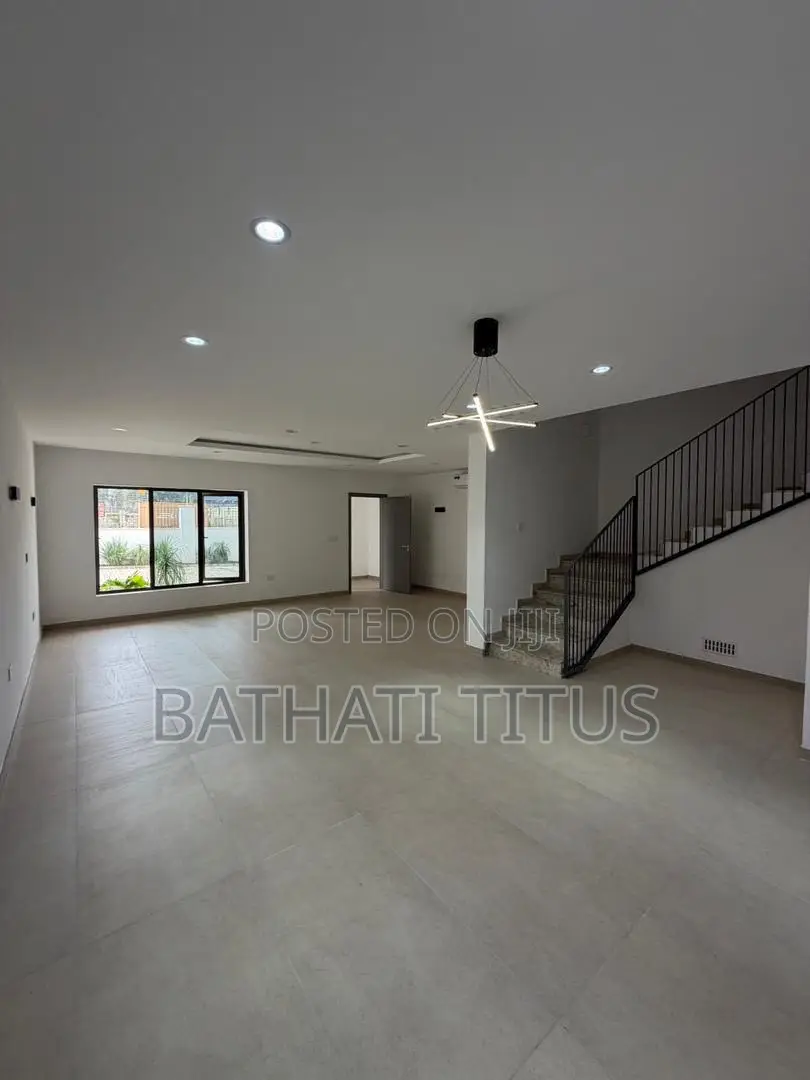 4bdrm Duplex in Jahi for sale