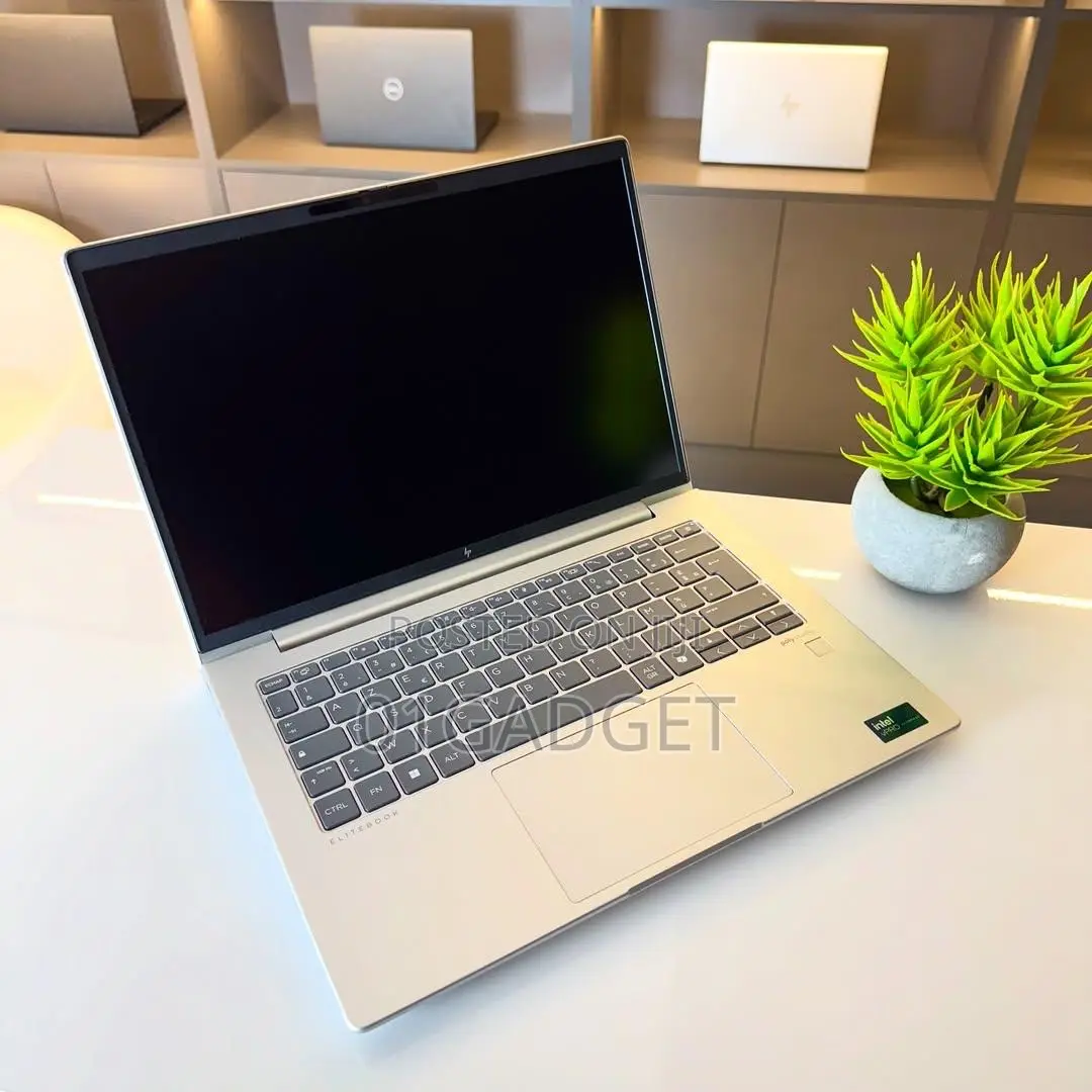 New Laptop HP 16GB Intel Core I7 SSD 512GB