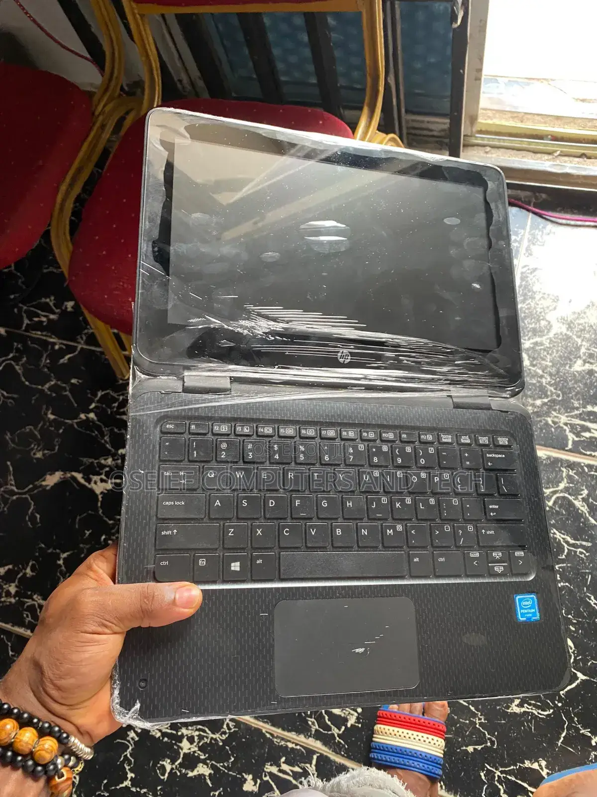 New Laptop HP 4GB SSD 128GB
