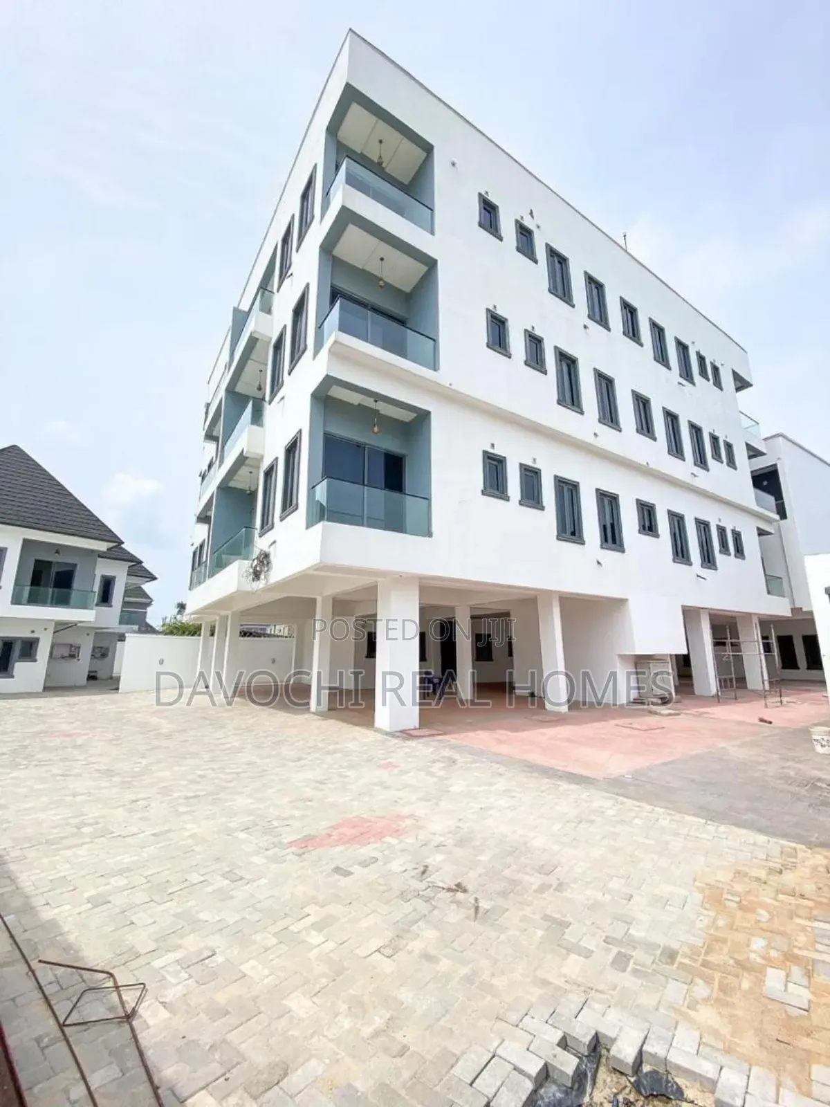 2bdrm Apartment in Ologolo, Lekki for rent