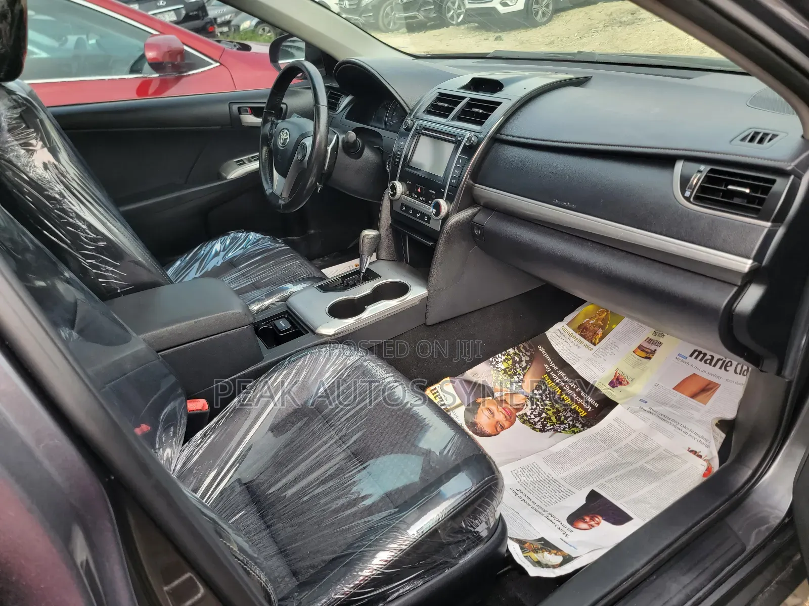 Toyota Camry SE V6 4dr Sedan (3.5L 6cyl 6A) 2013 Gray