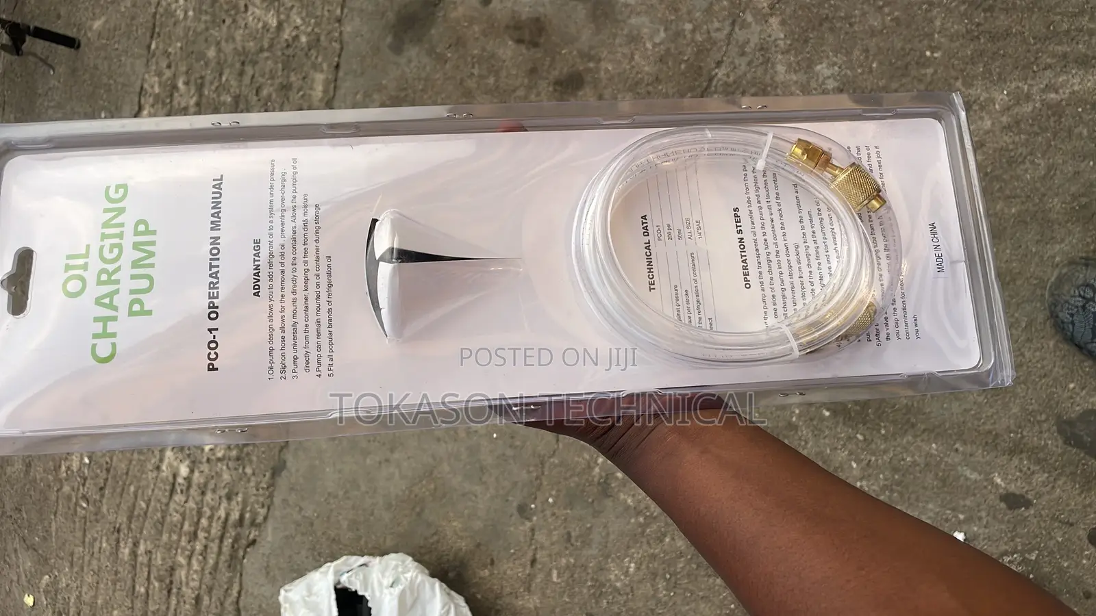 Manual Refrigeration Oil Charging Pump, Likely a Pco-1 Model.