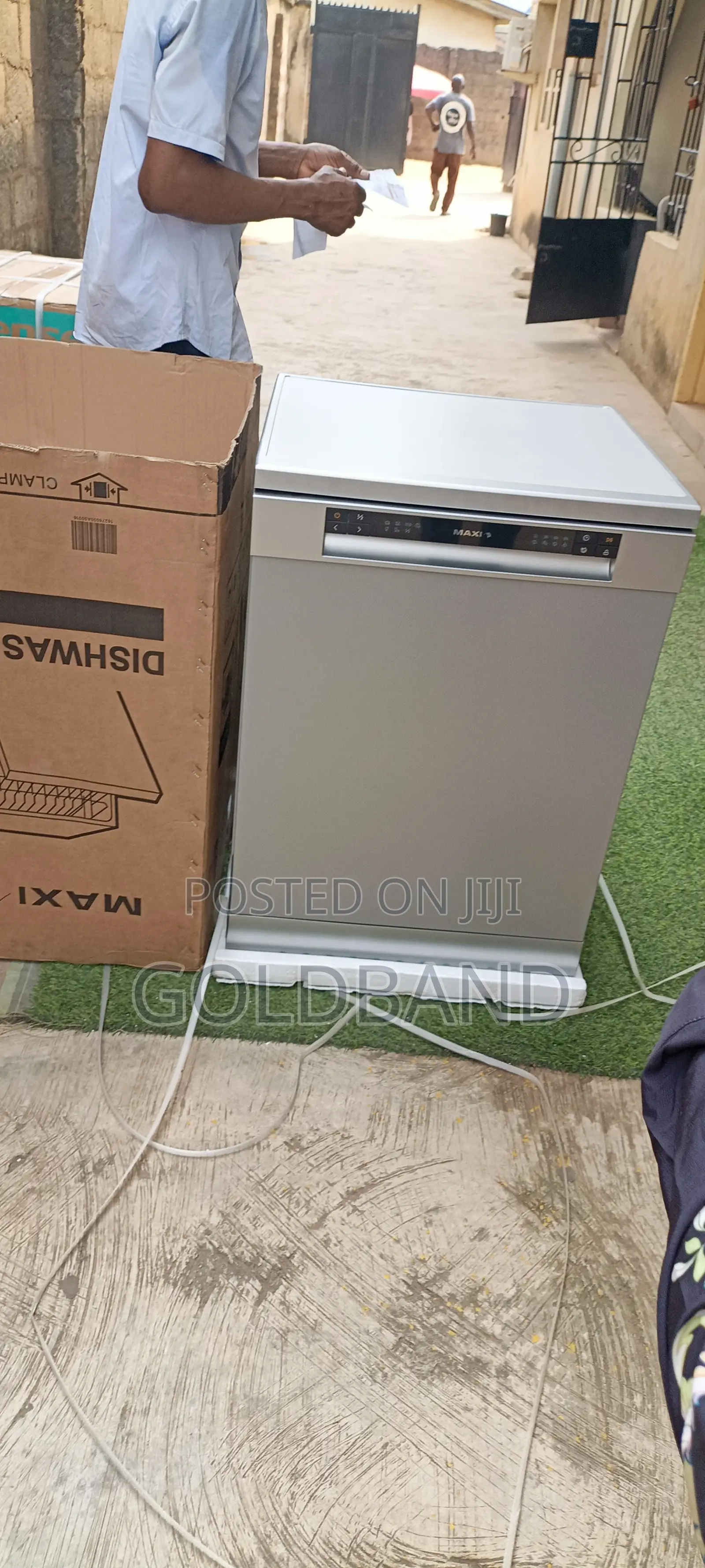 Maxi Dw-5201m Everyday Use Dishwasher – Silver