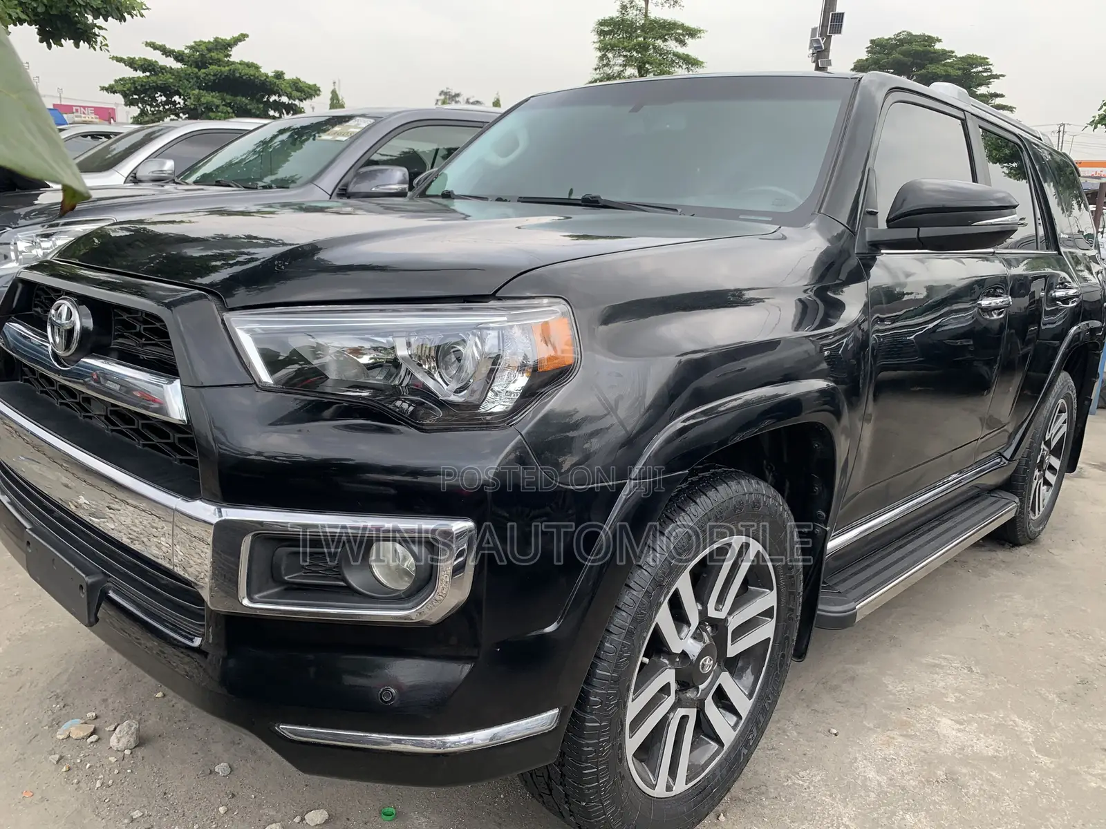 Toyota 4-Runner Limited 4x4 2019 Black