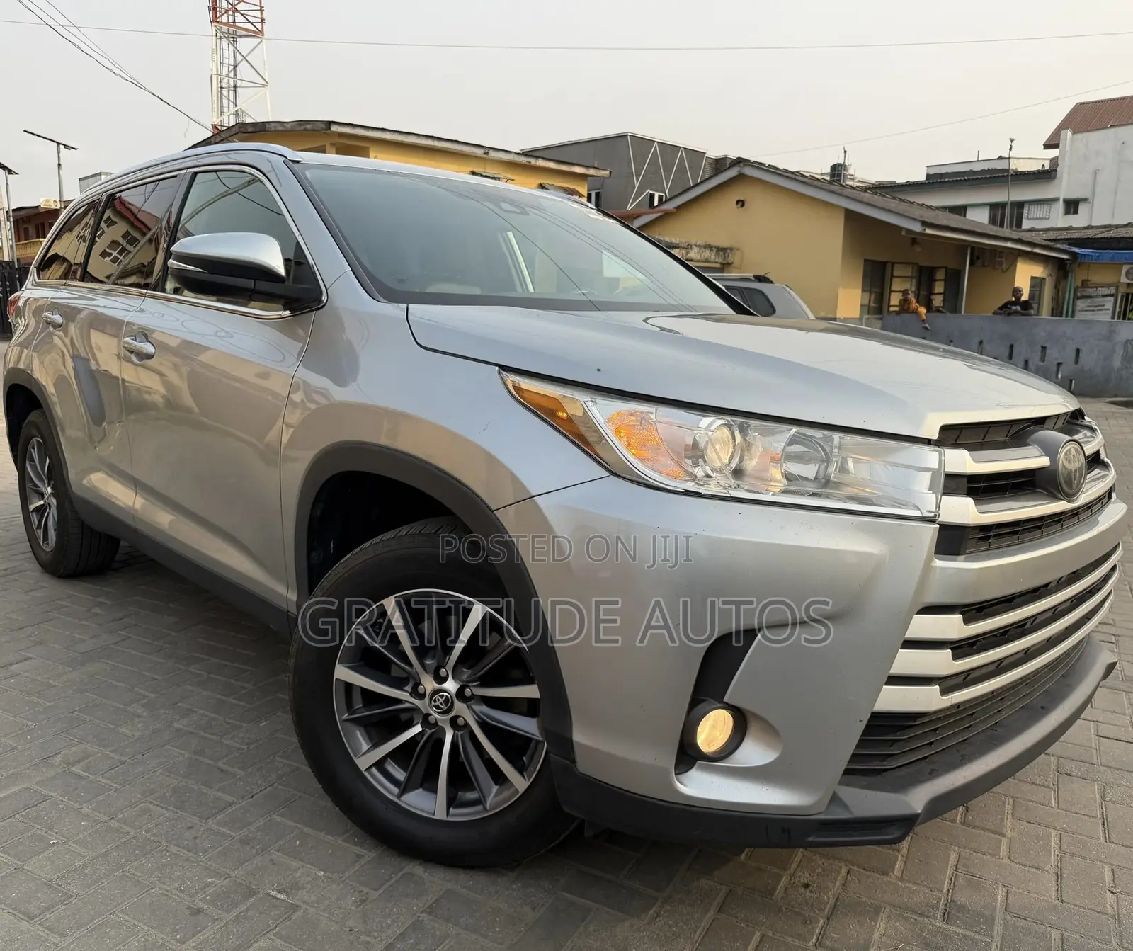 Toyota Highlander XLE 2019 Gray