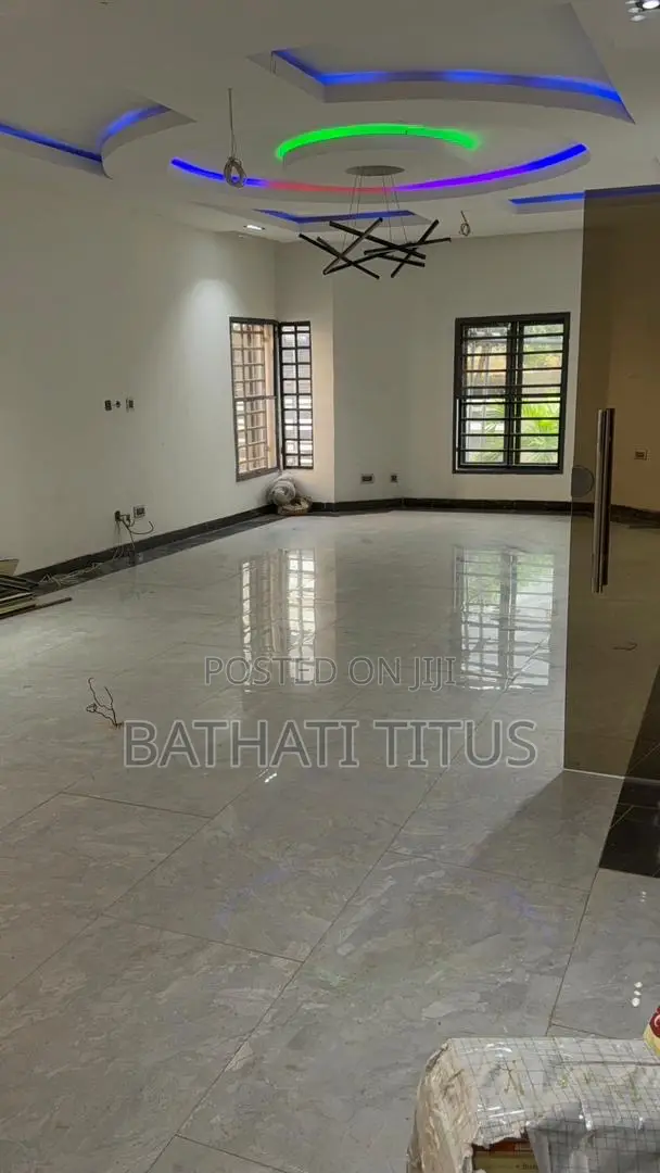 4bdrm Duplex in Wuye for sale