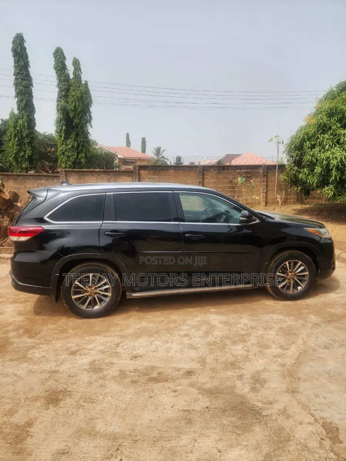 Toyota Highlander XLE 4x2 V6 (3.5L 6cyl 8A) 2018 Black