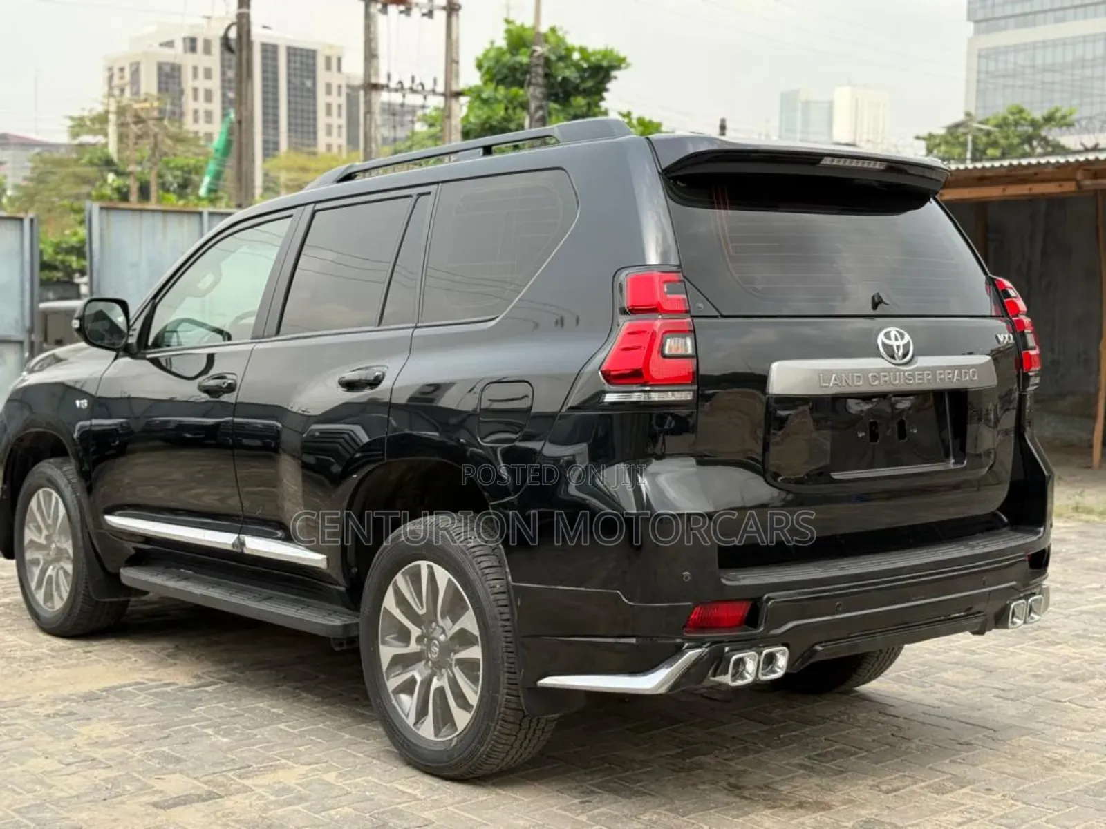 Toyota Land Cruiser Prado 2023 Black