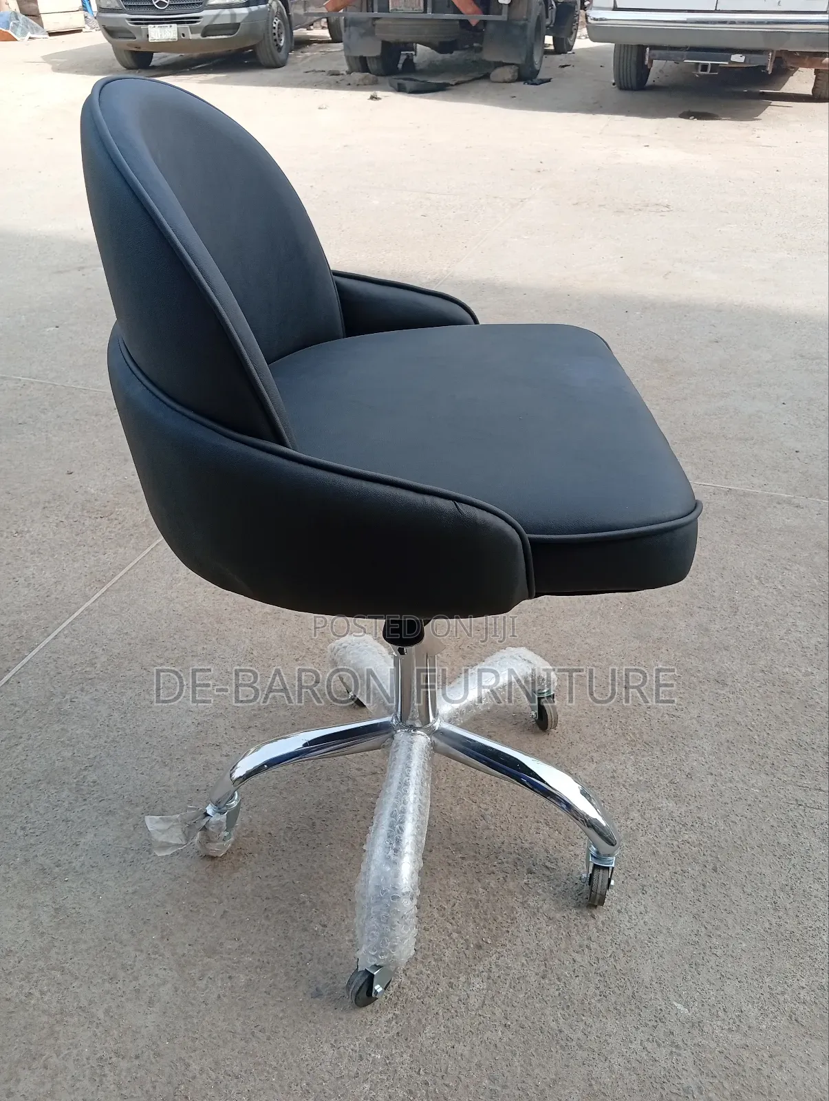 Makeup/Studio/Lab Stool