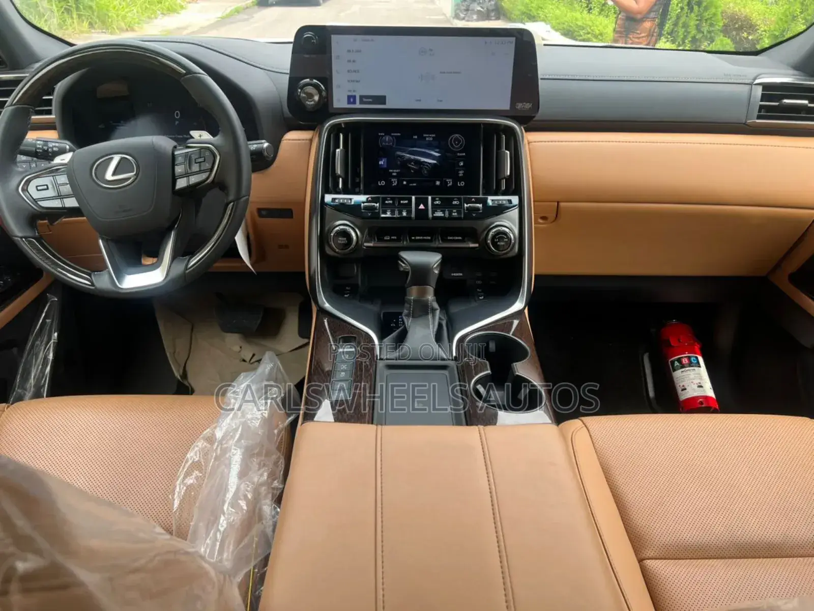 New Lexus LX 600 2025 White
