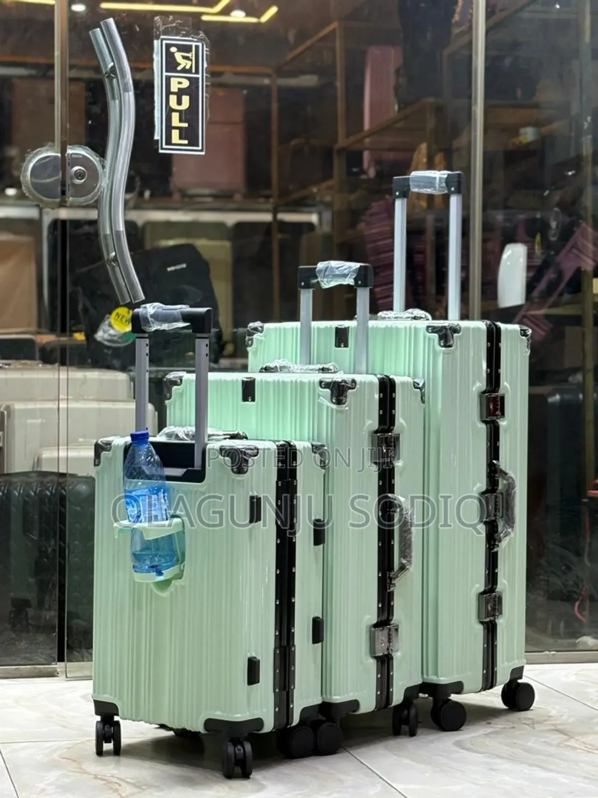 Italian High Quality Set of Luggage