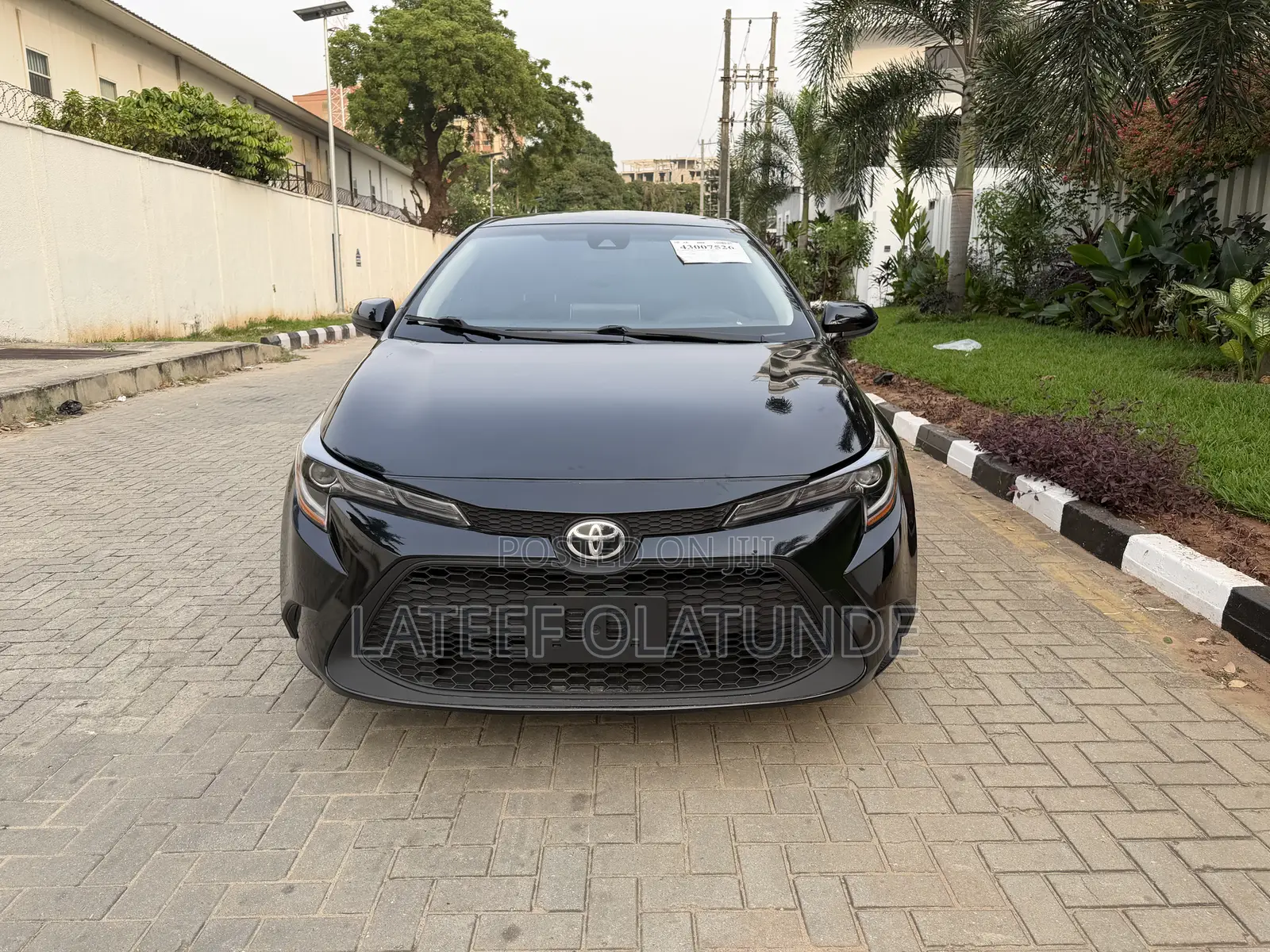 Toyota Corolla LE 2020 Black